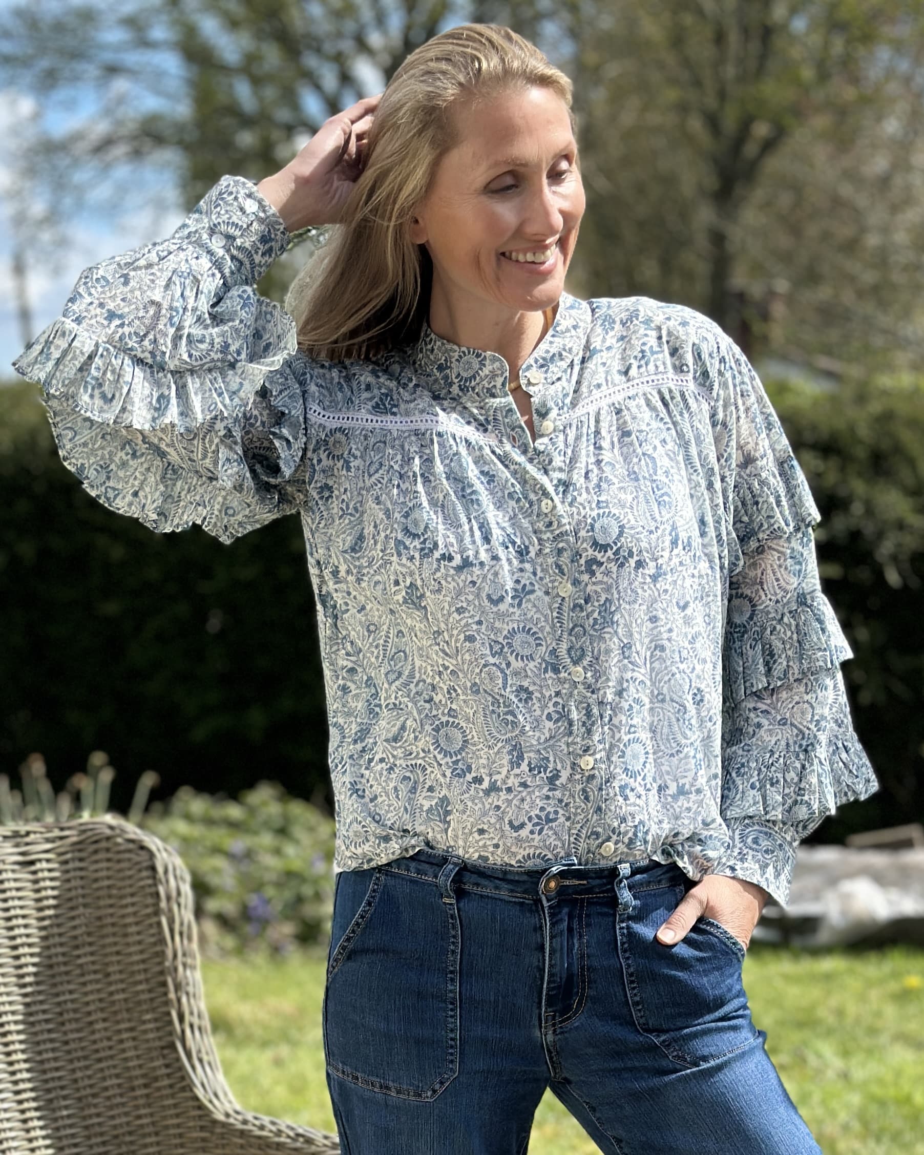 Clothing Block Print Frilled Sleeve Blouse - Blue Floral