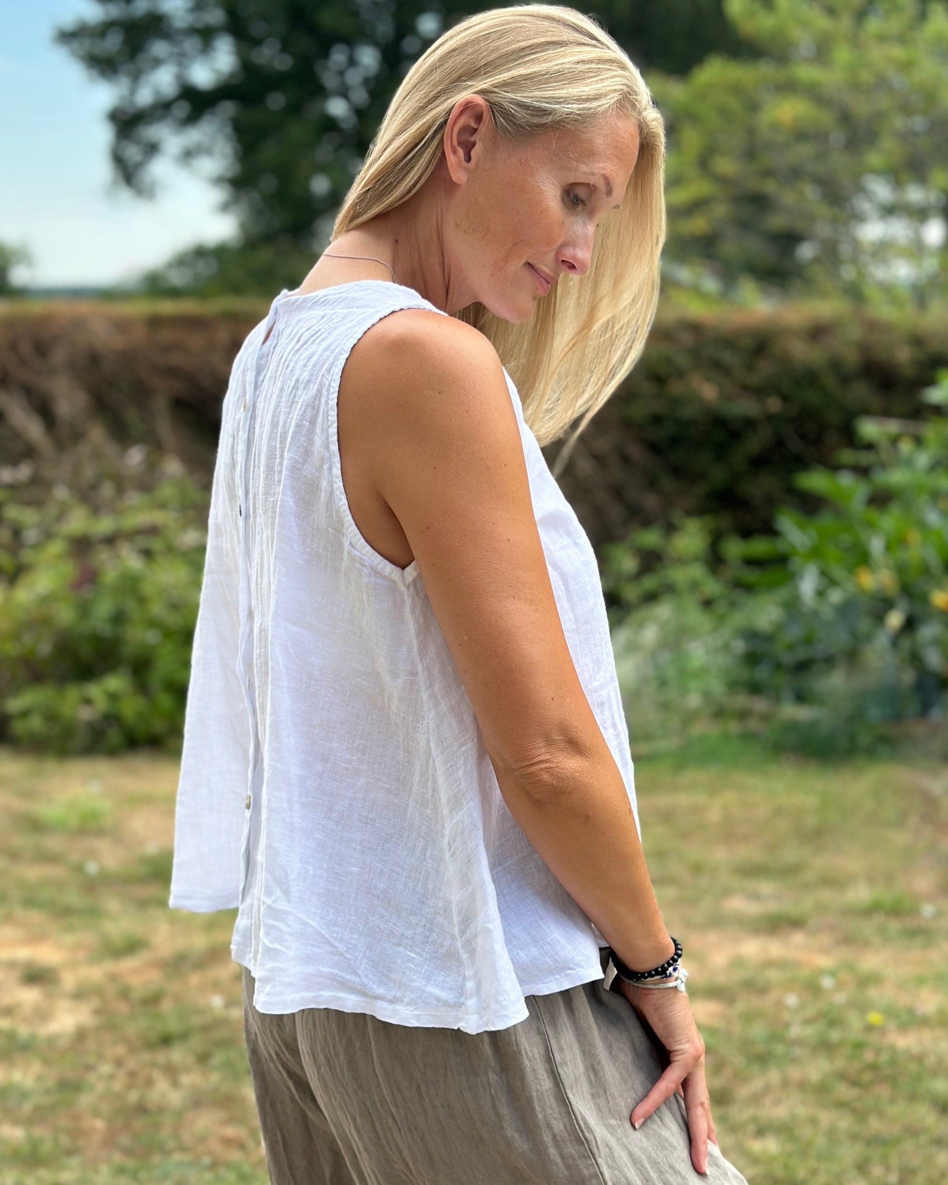 Clothing Button Back Linen Top - White