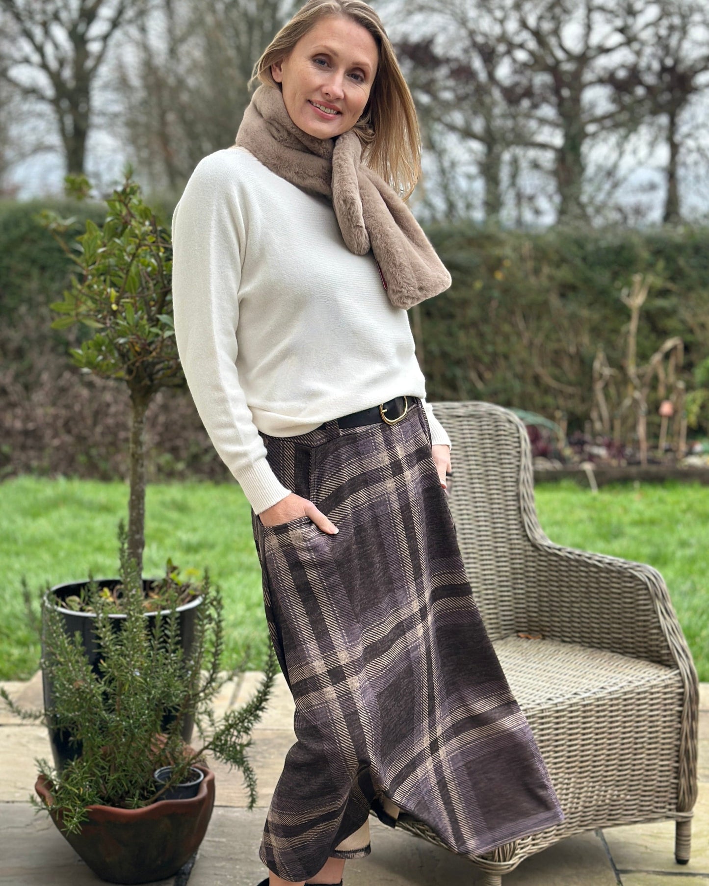 Clothing Check Skirt With Belt - Chocolate/Mocha