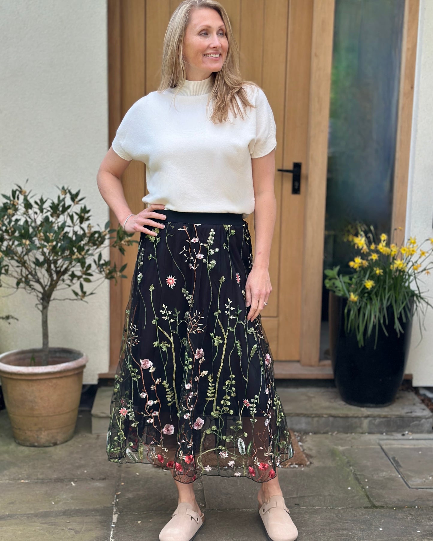 Clothing Embroidered Meadow Tulle Skirt - Black