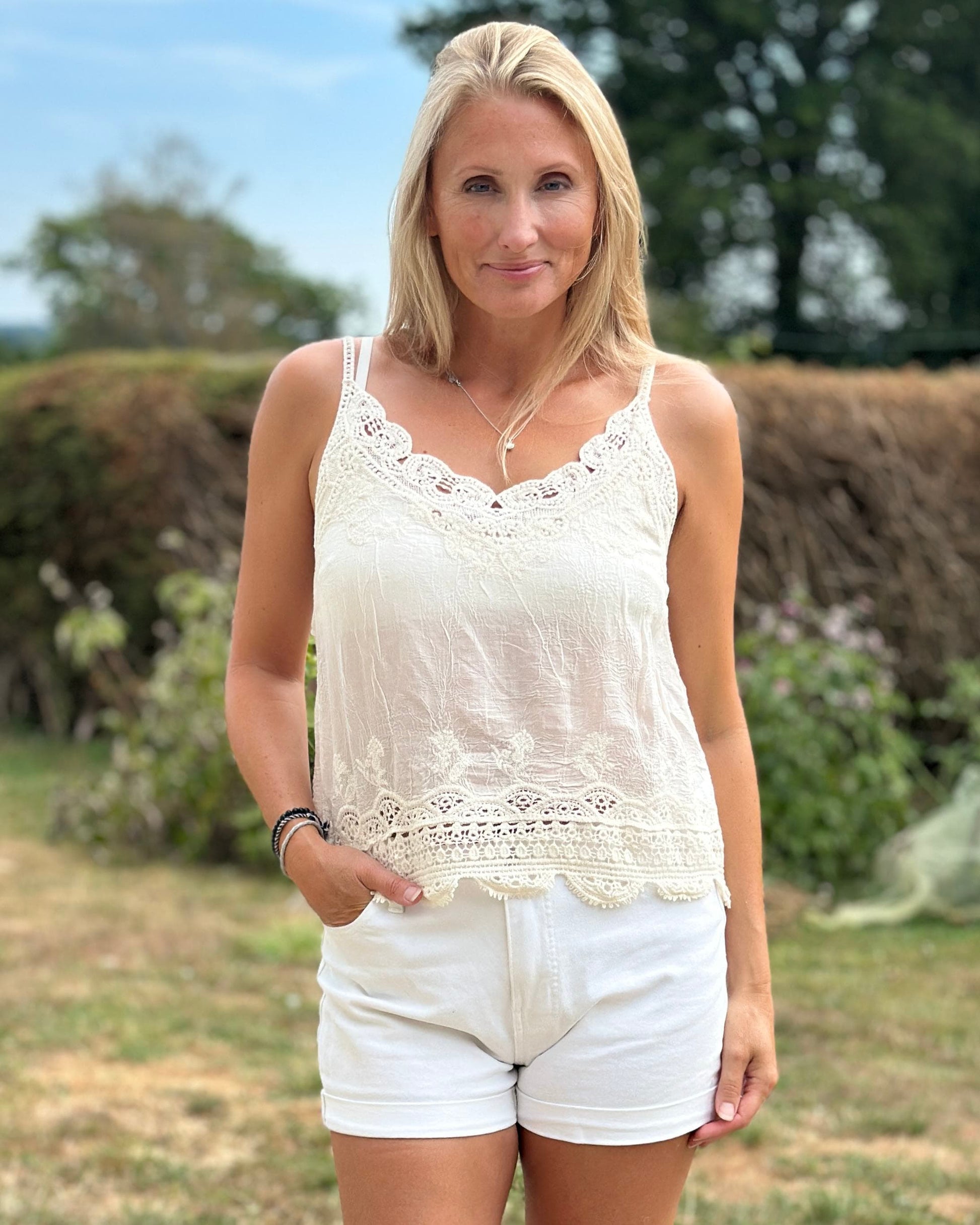 Clothing Lace And Crochet Camisole - Ivory