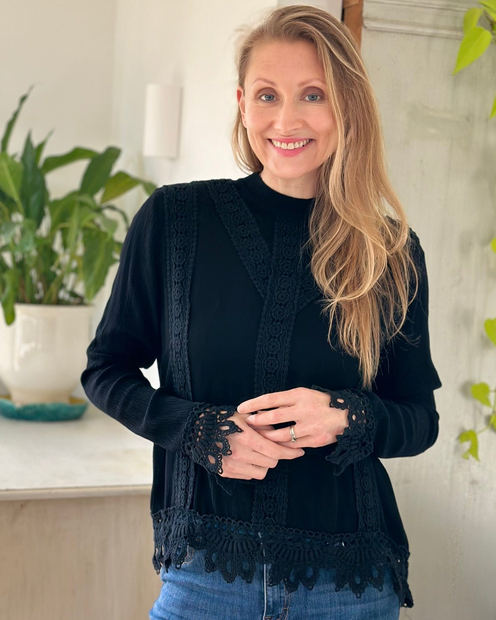 clothing Lace Detail Top - Black