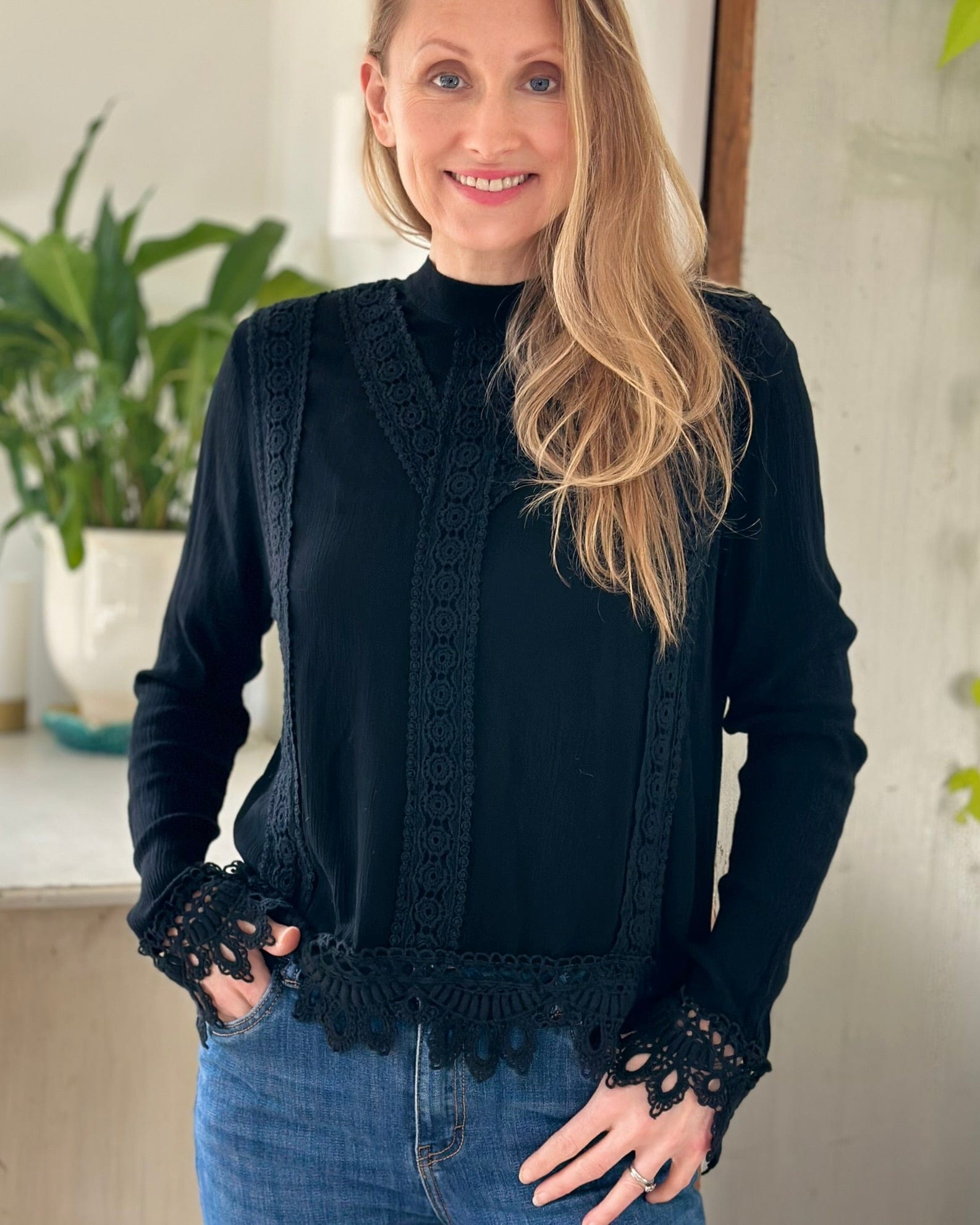 clothing Lace Detail Top - Black