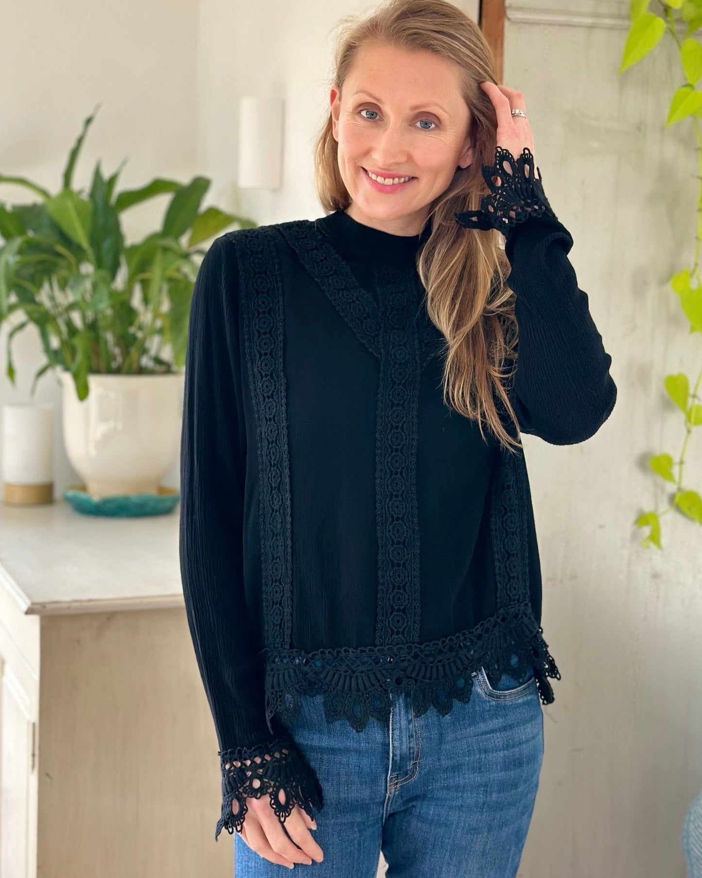 clothing Lace Detail Top - Black