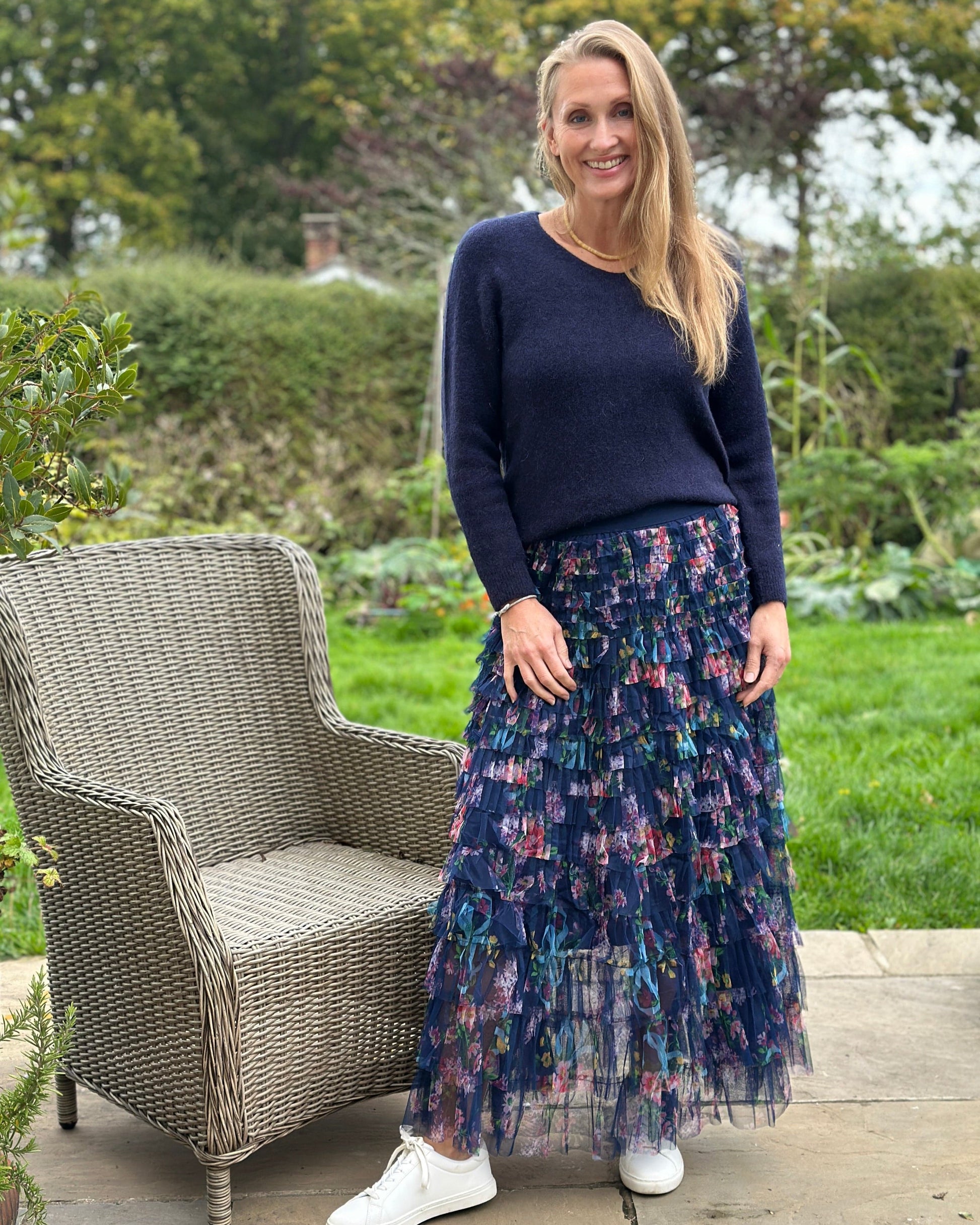 clothing Long Floral Tiered Tulle Skirt - Navy