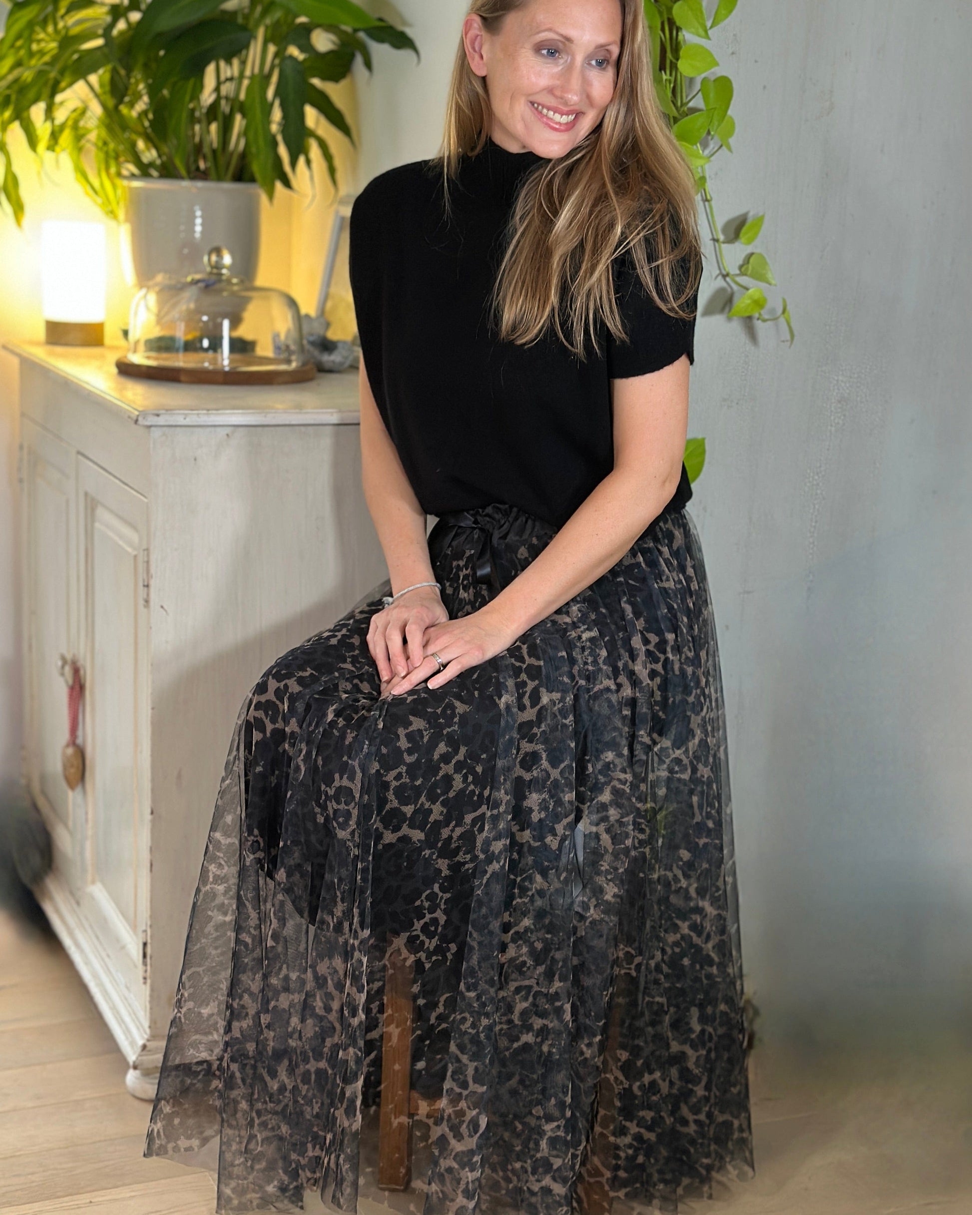 clothing Long Pleated Tulle Skirt In Leopard Print - Black/Brown