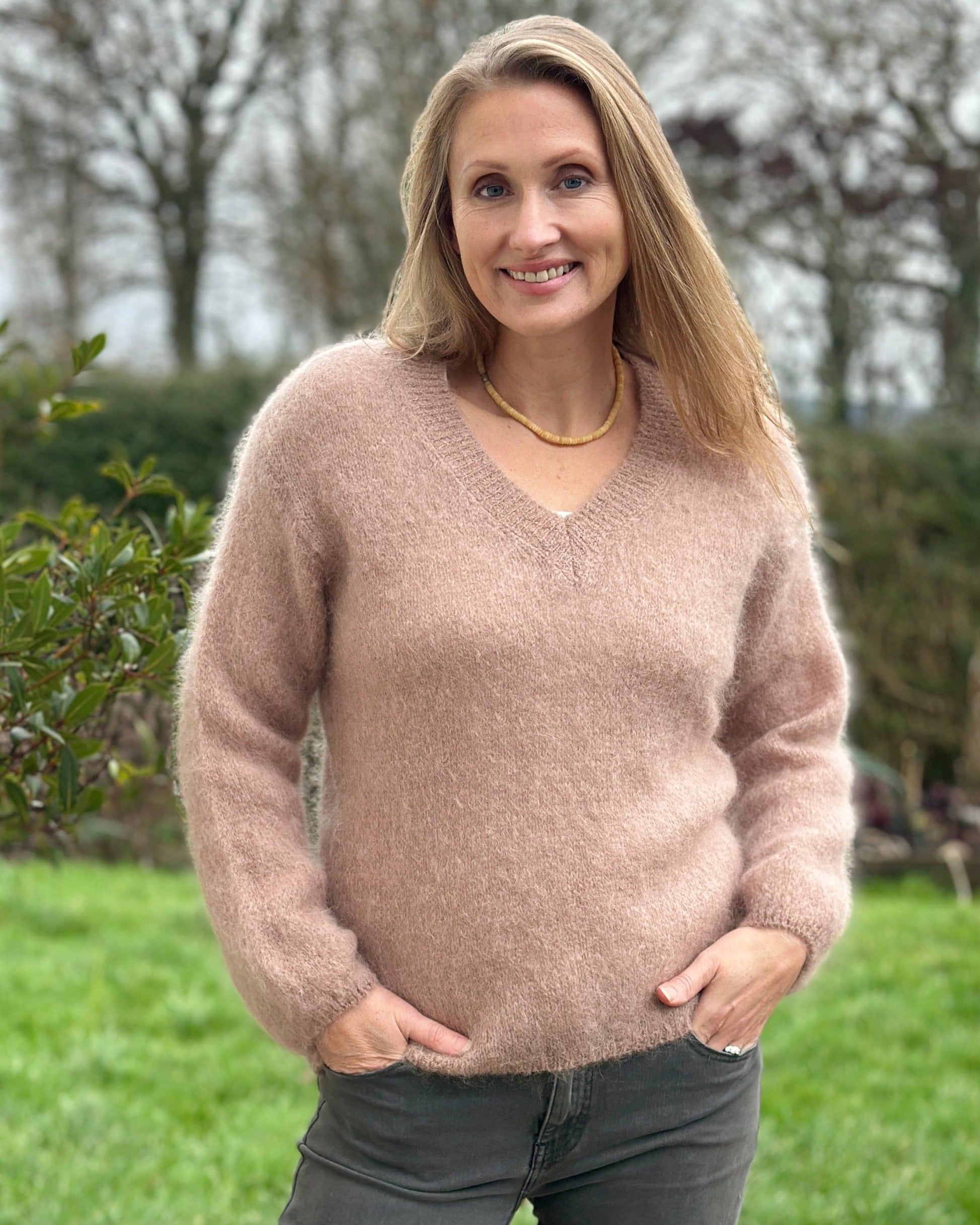 Clothing Luxury Mohair V-Neck Jumper - Dusky Pink/Truffle