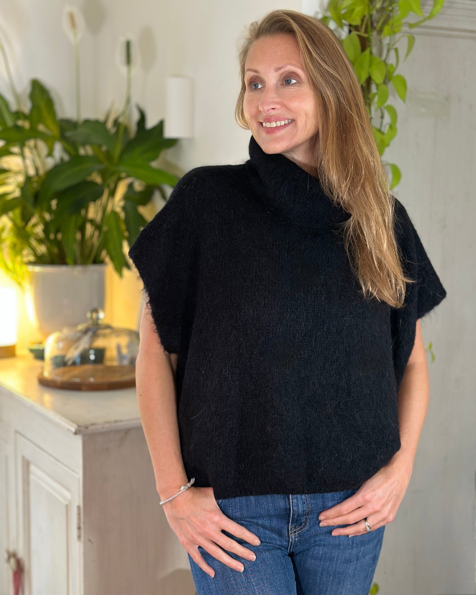 clothing Roll Neck Alpaca Tank Top - Black