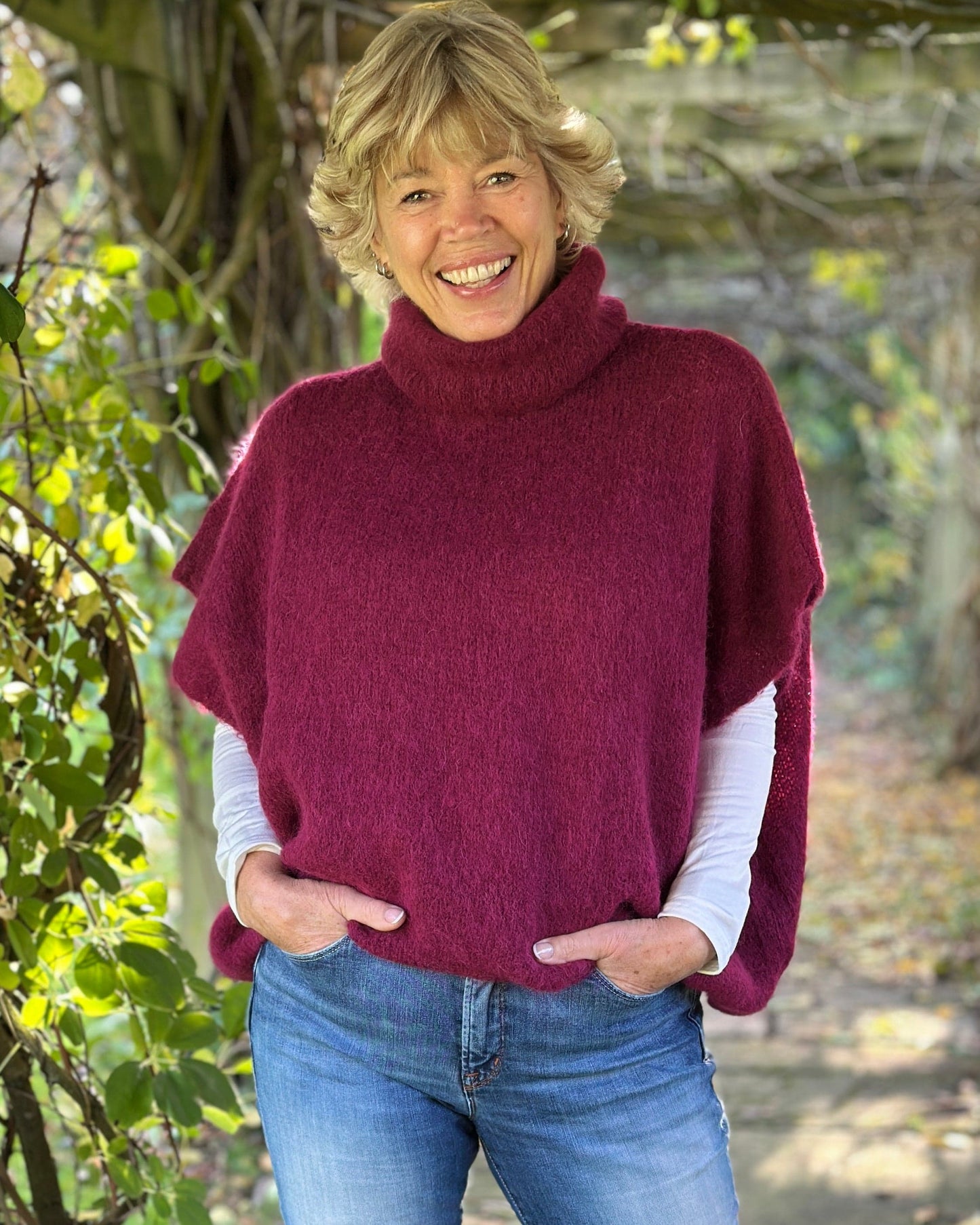 clothing Roll Neck Alpaca Tank Top - Wine