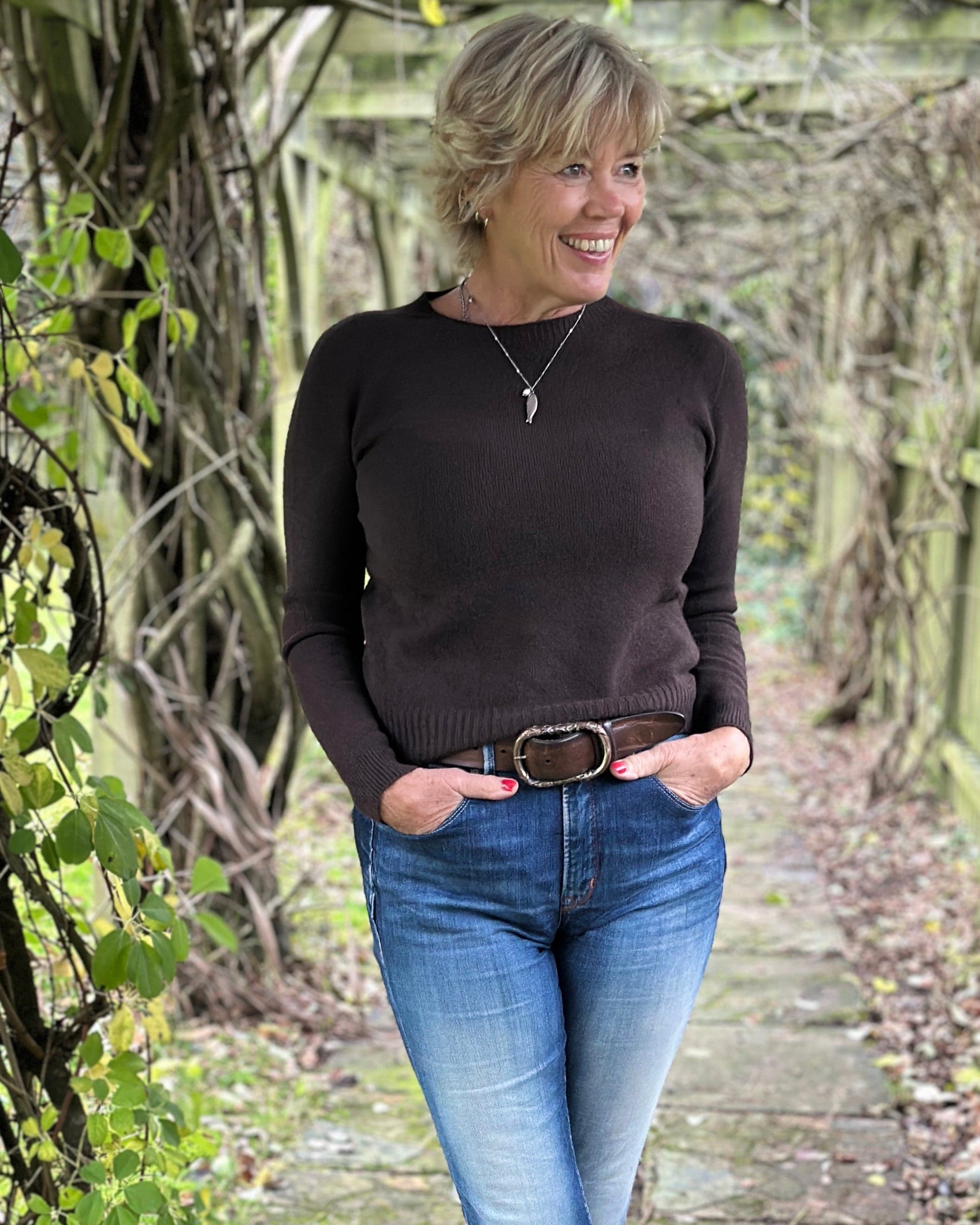 clothing Round Neck Long Sleeve Fitted Jumper - Dark Chocolate