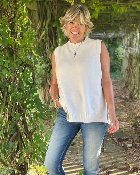 clothing Round Neck Sleeveless Jumper - Cream