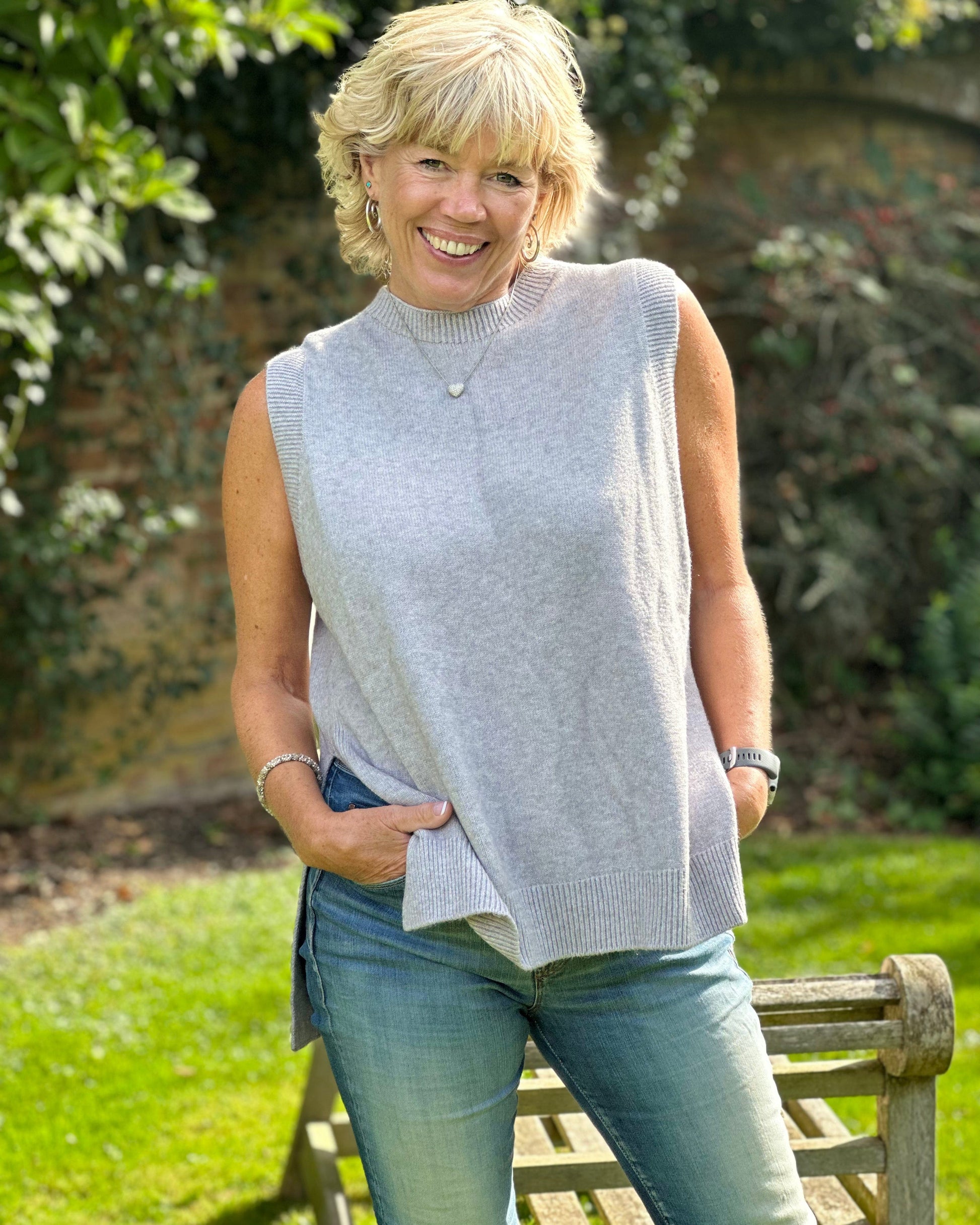 clothing Round Neck Sleeveless Jumper - Pale Grey