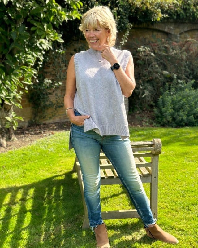 clothing Round Neck Sleeveless Jumper - Pale Grey