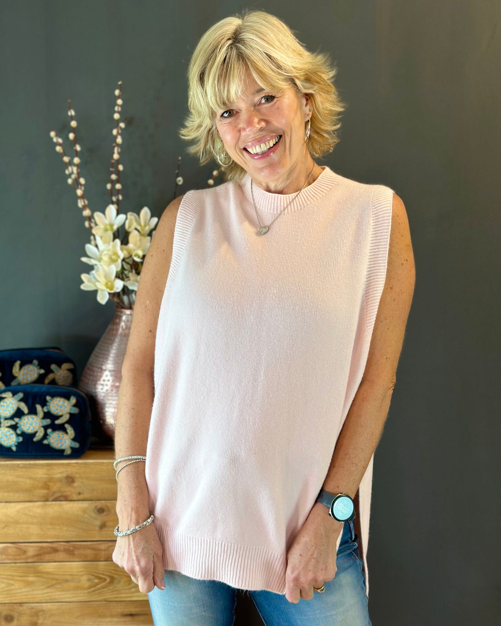 clothing Round Neck Sleeveless Jumper - Pale Pink