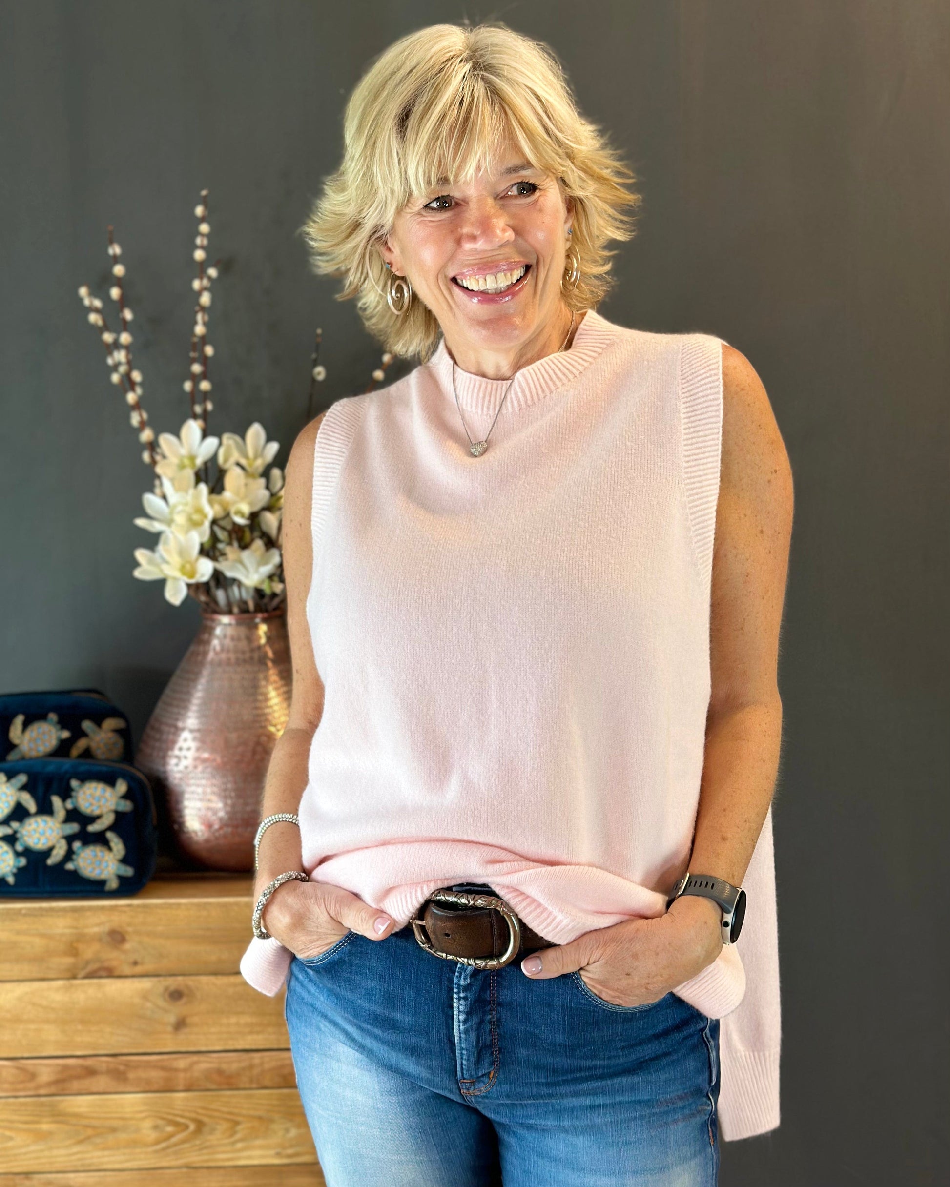 clothing Round Neck Sleeveless Jumper - Pale Pink