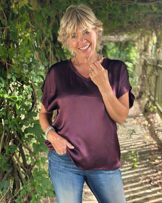 Clothing Satin Look T-Shirt - Burgundy