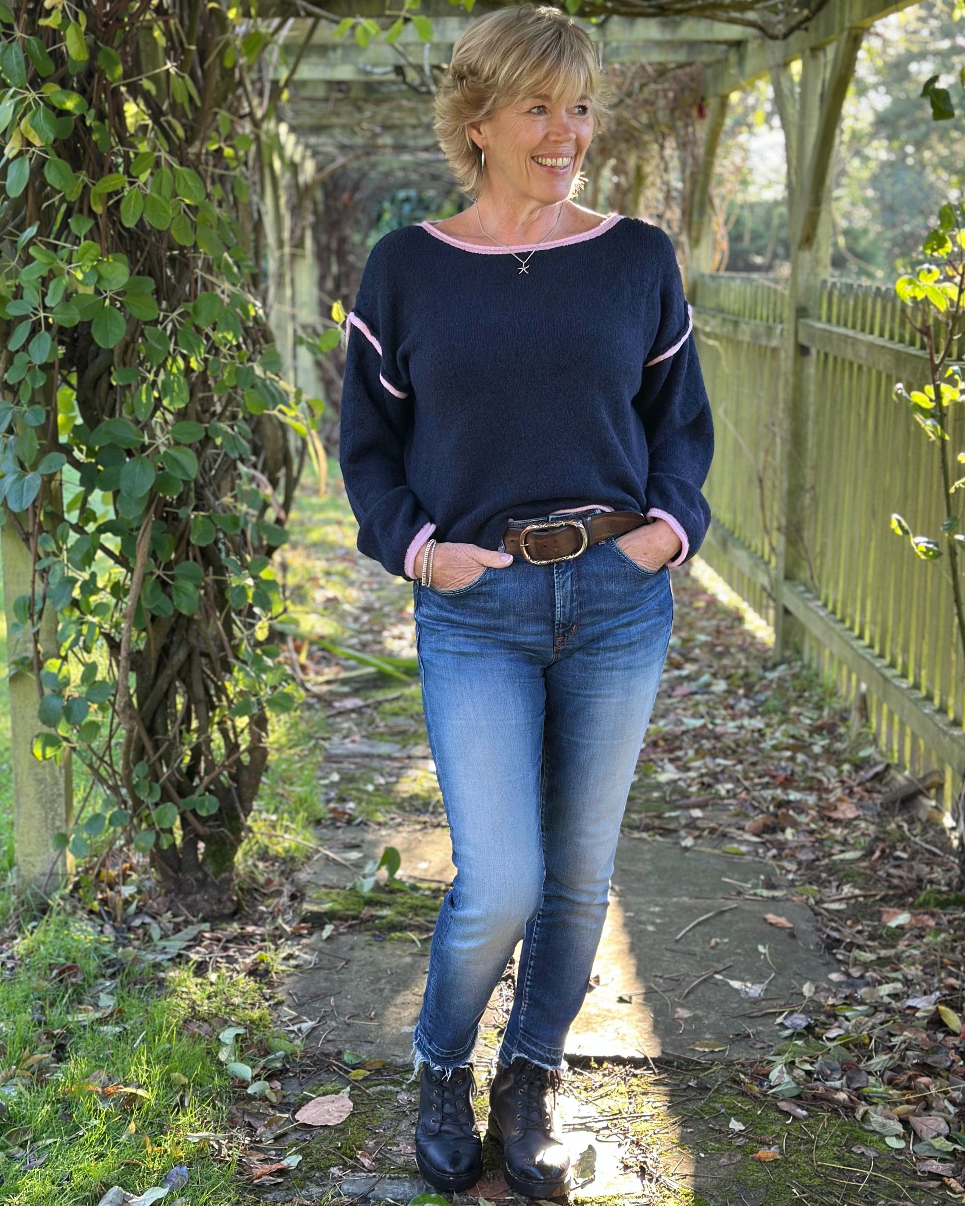 Clothing Seam Detail Wool Mix Jumper - Navy/Pink