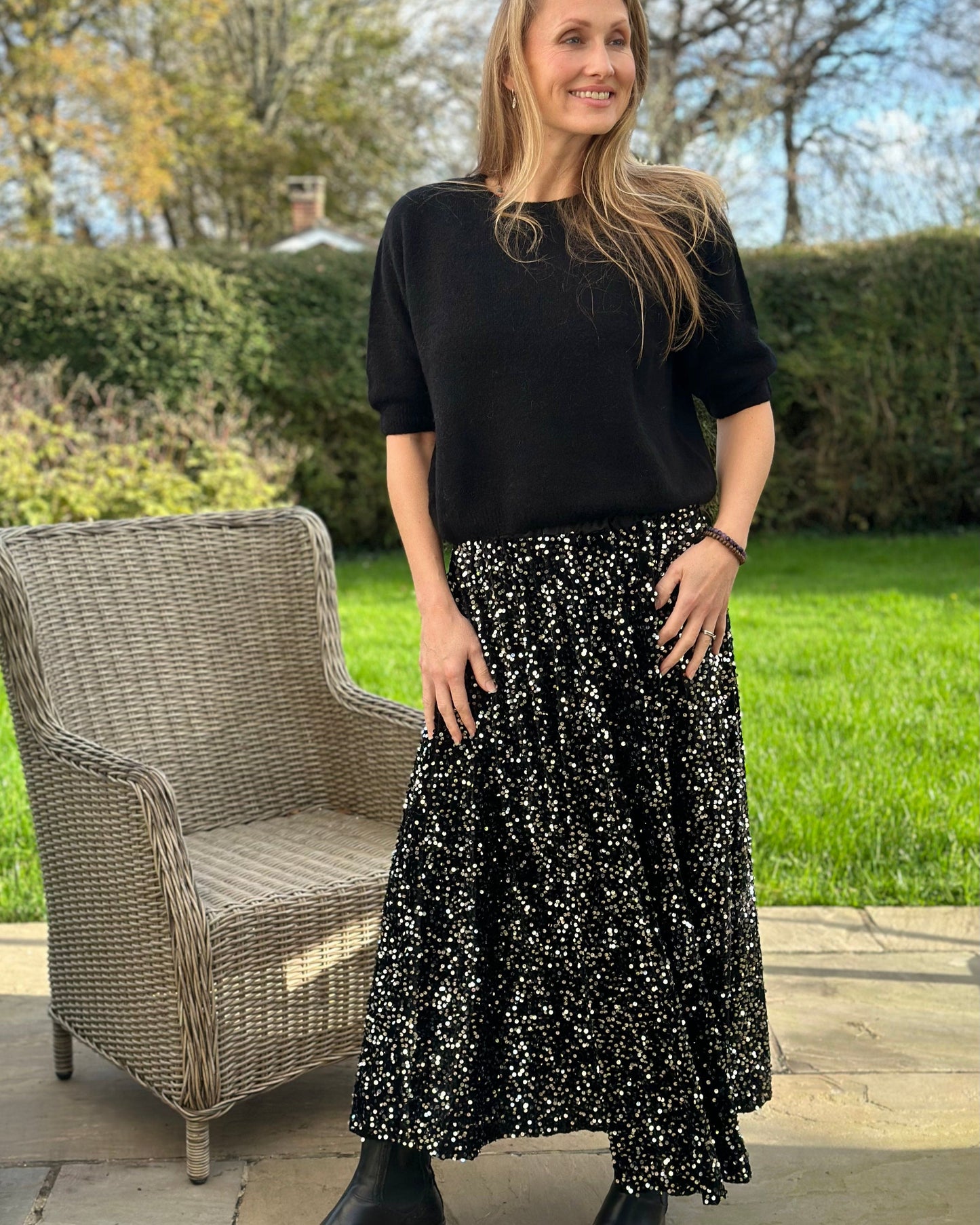 Clothing Sequin & Velvet Skirt - Black/Silver