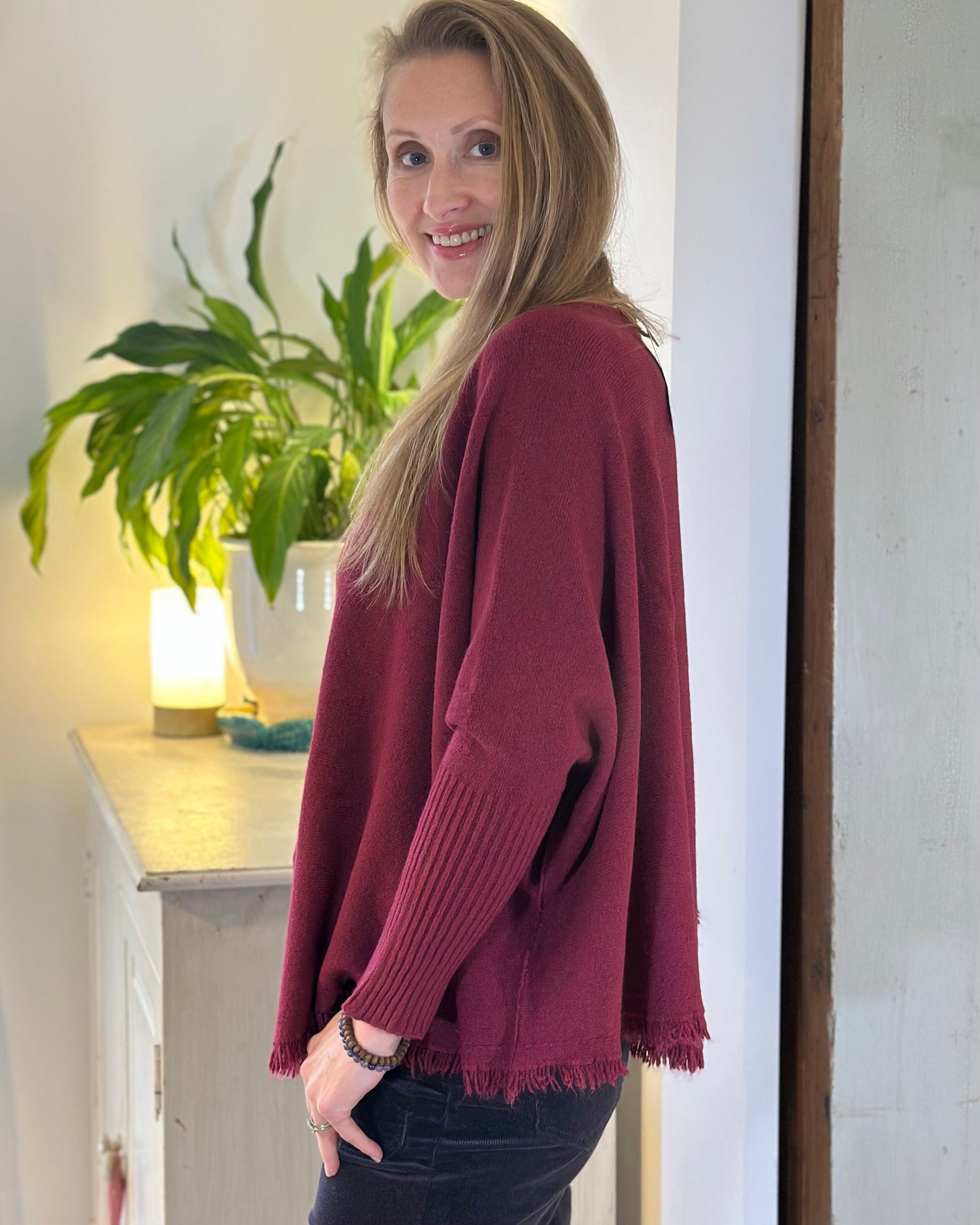clothing Slash Neck Fringed Poncho Jumper - Wine