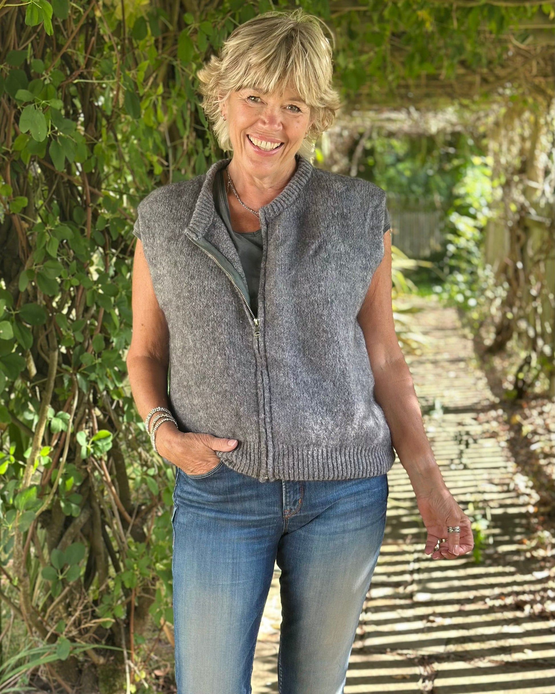 clothing Sleeveless Mohair Zip-Up Cardigan - Charcoal