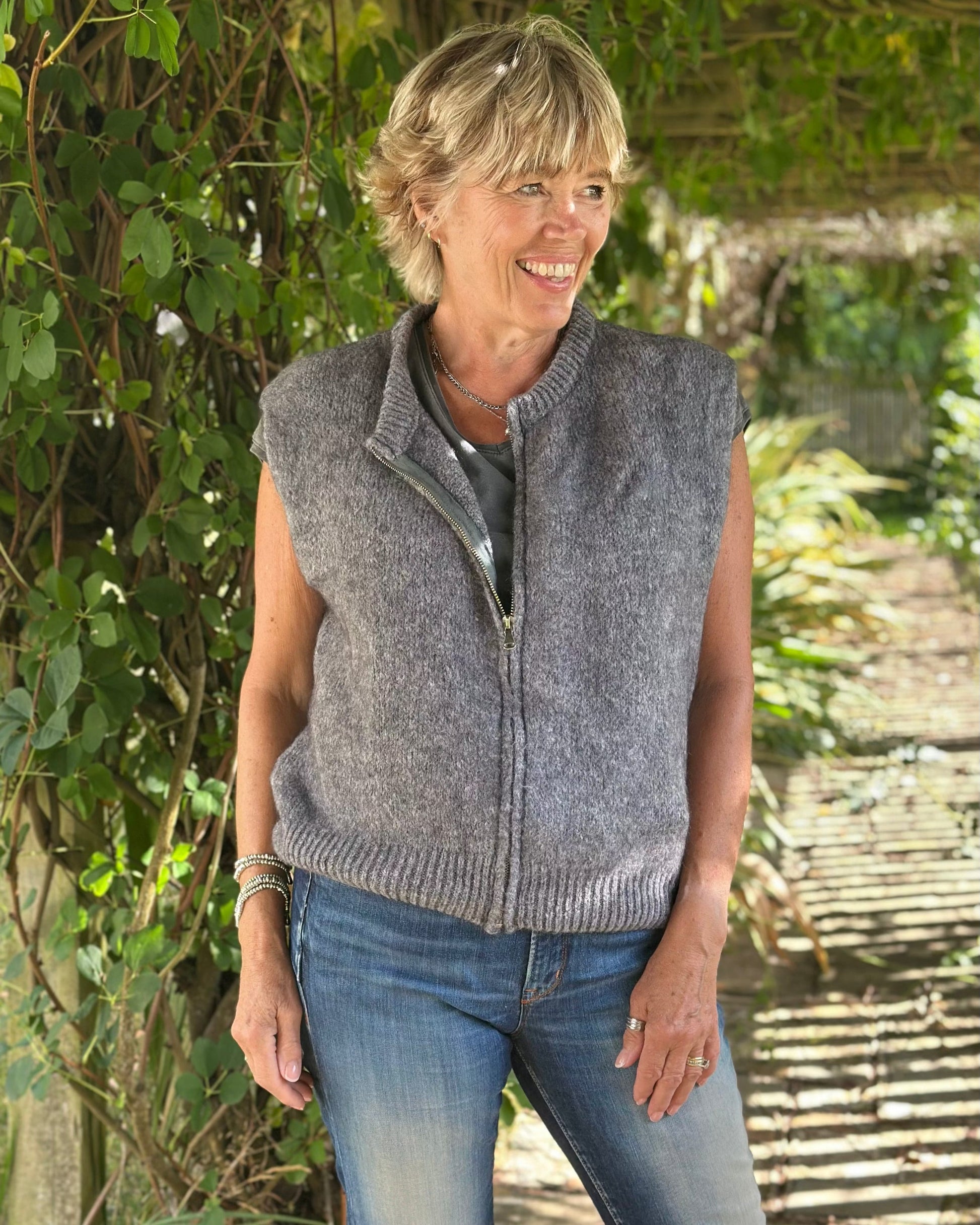 clothing Sleeveless Mohair Zip-Up Cardigan - Charcoal
