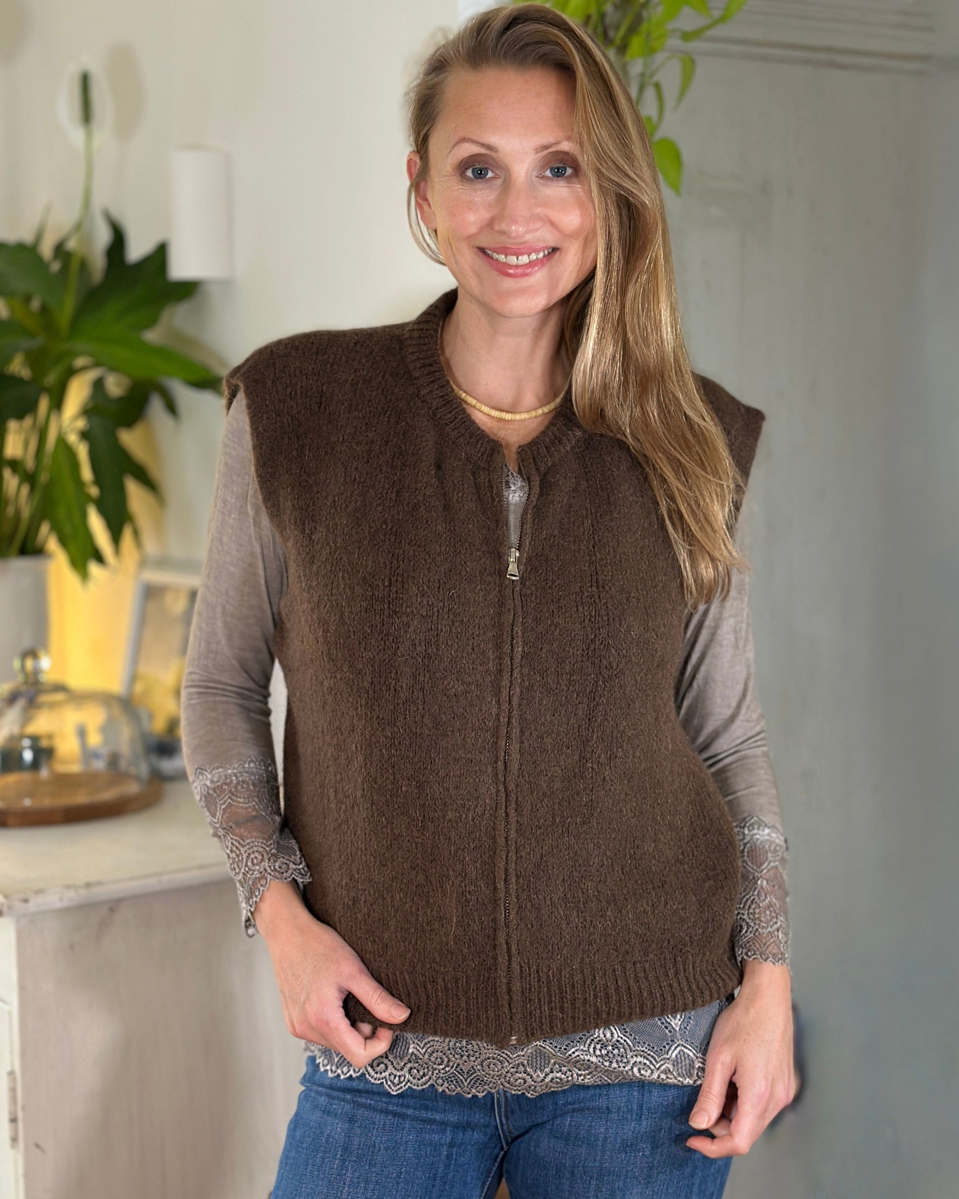 clothing Sleeveless Mohair Zip-Up Sleeveless Cardigan - Chocolate