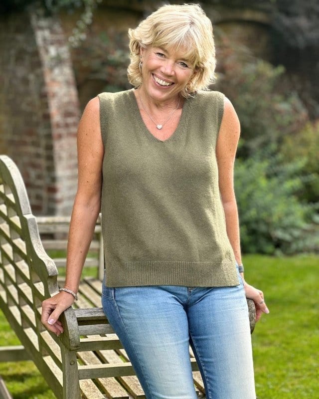 clothing Soft Knit V-Neck Sleeveless Tank Top - Khaki