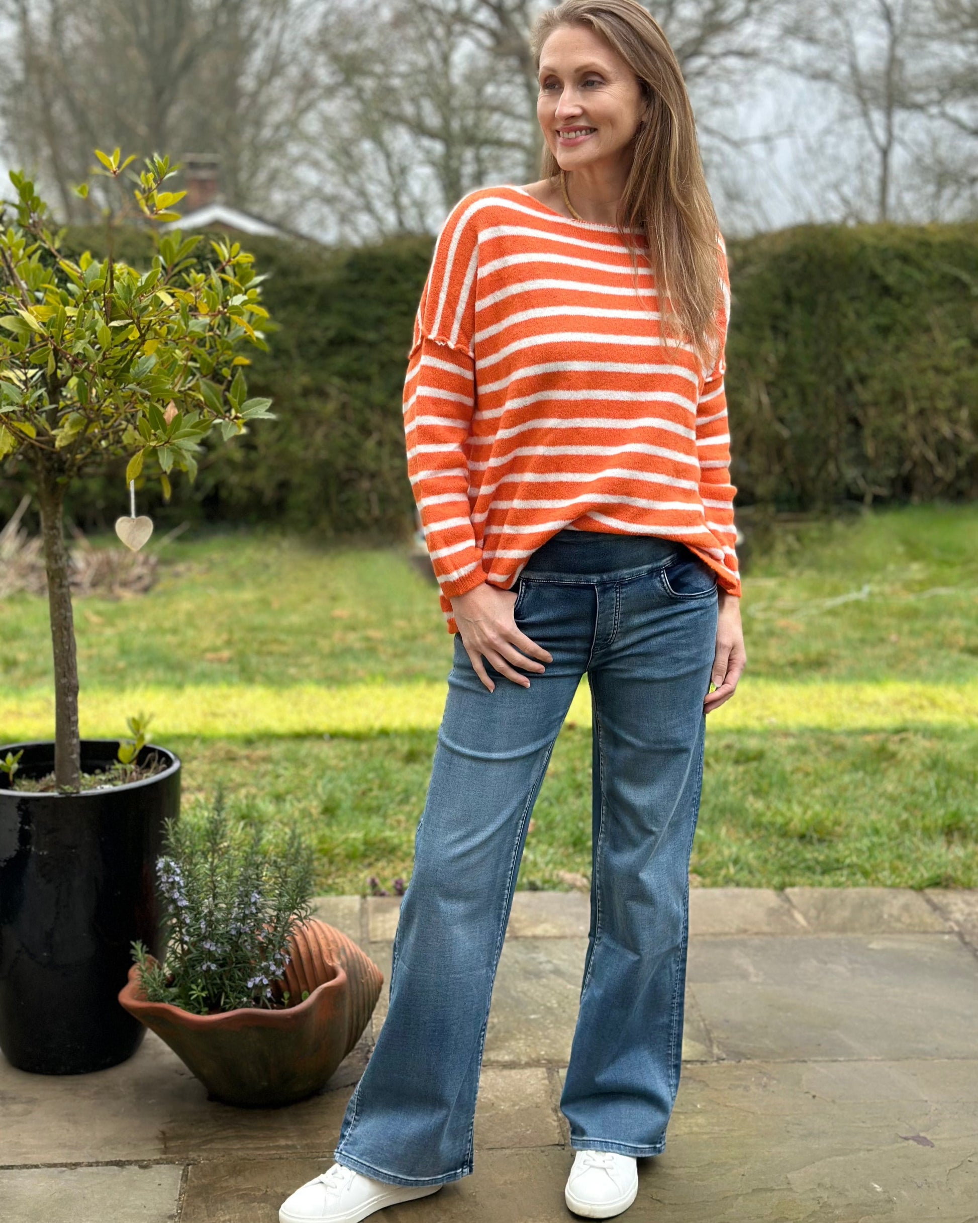 Clothing Stretchy Waist flared Jeans - Denim