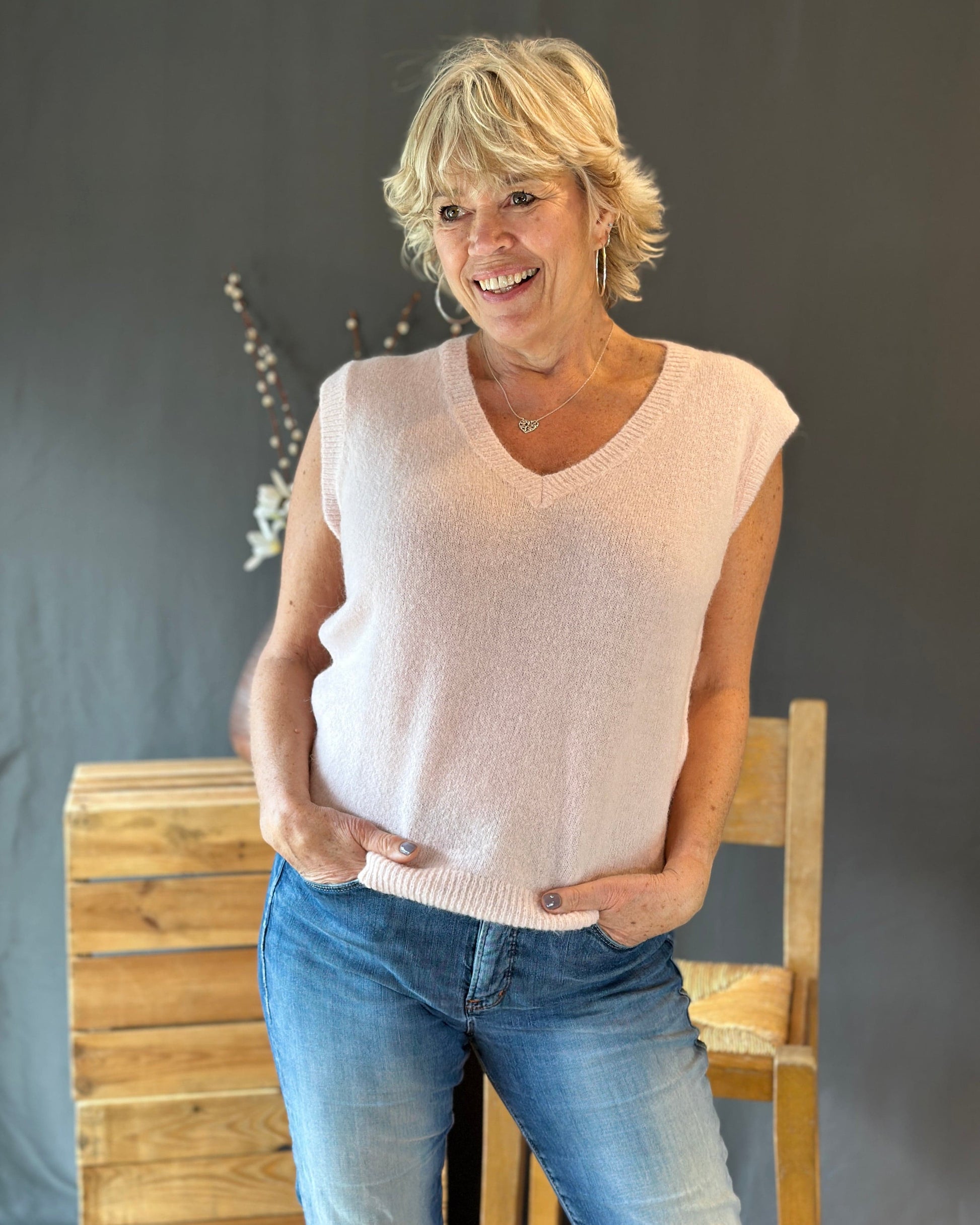 clothing V Neck Alpaca Mix Tank Top - Pale Pink