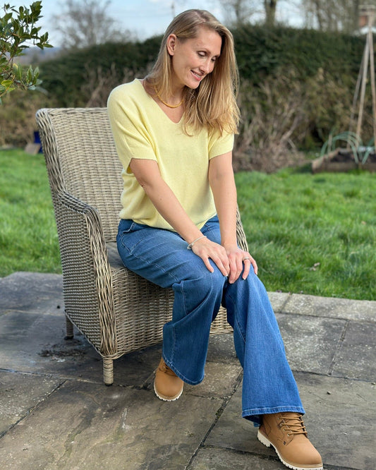 clothing V-Neck Short Sleeve Jumper - Pale Lemon