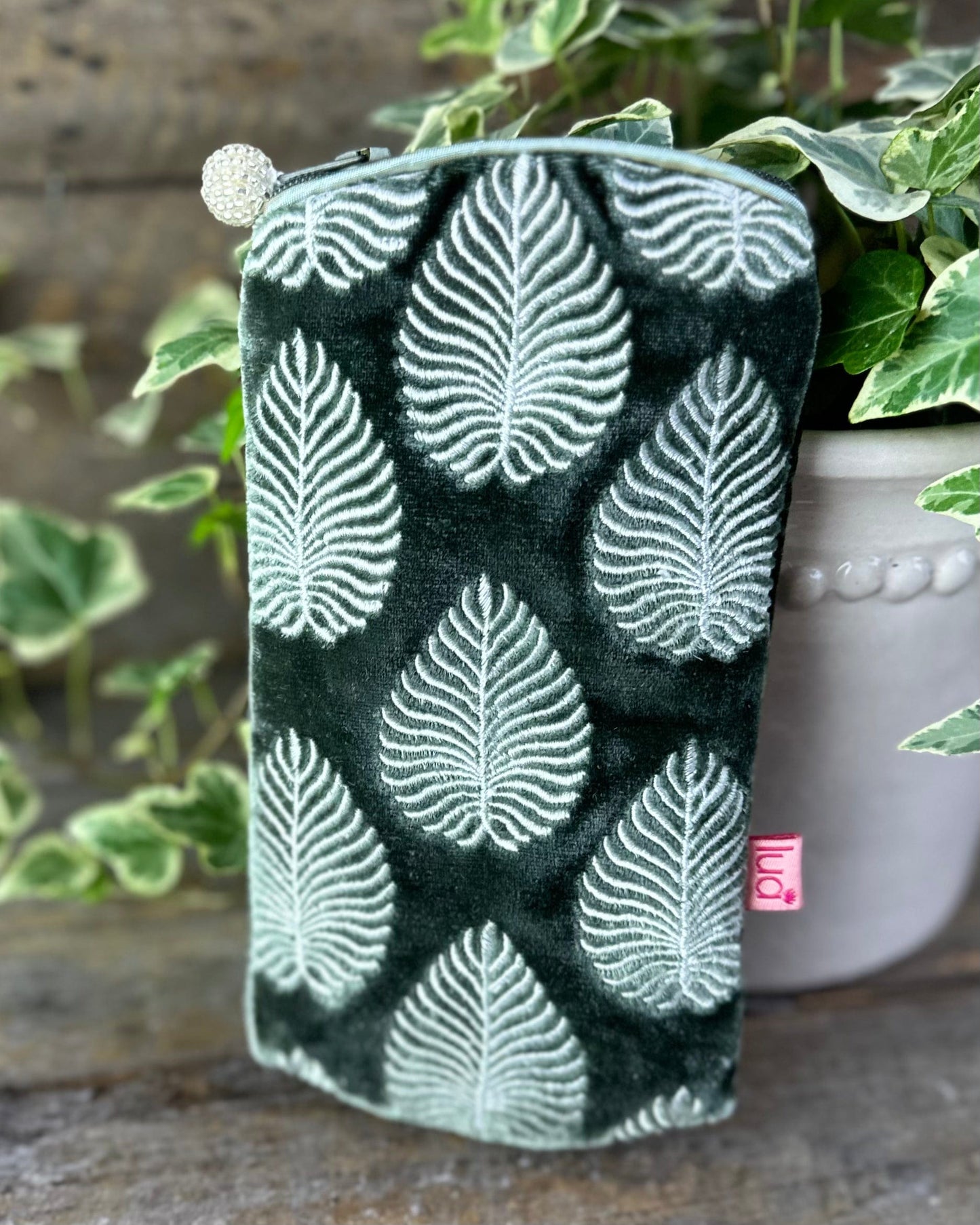 Make up bag Velvet Glasses Pouch With Palm Leaves - Charcoal