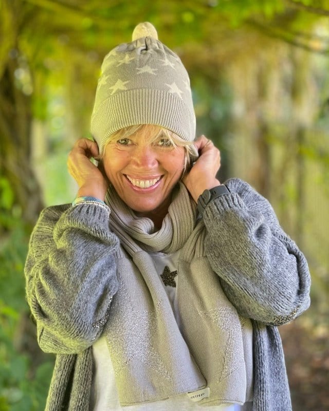 scarf Knitted Cotton Stars Pom Pom Beanie - Pale Grey/Beige