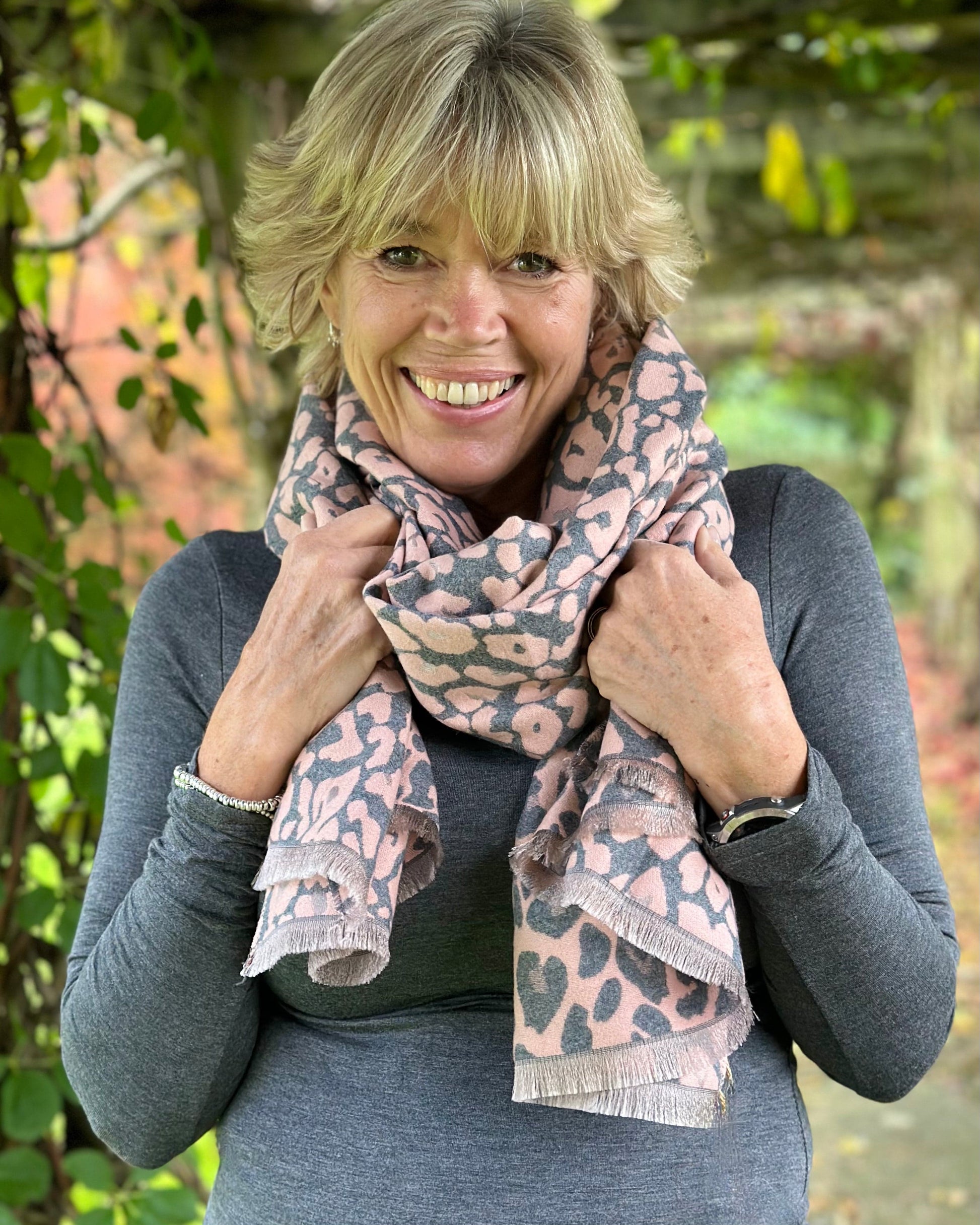 scarf Reversible Leopard Print Scarf - Pink/Grey