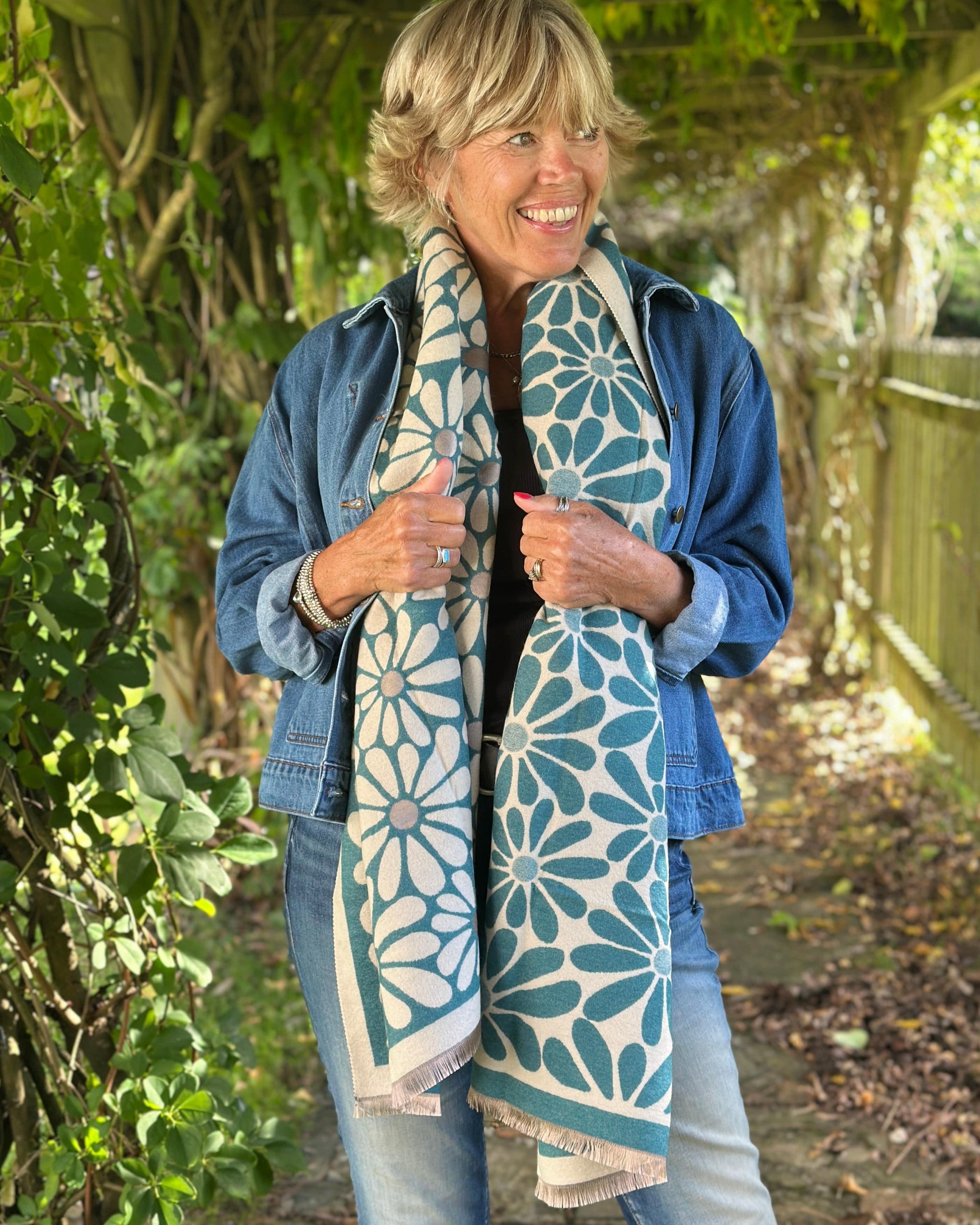 scarf Reversible Retro Daisy Print Scarf - Teal/Ecru