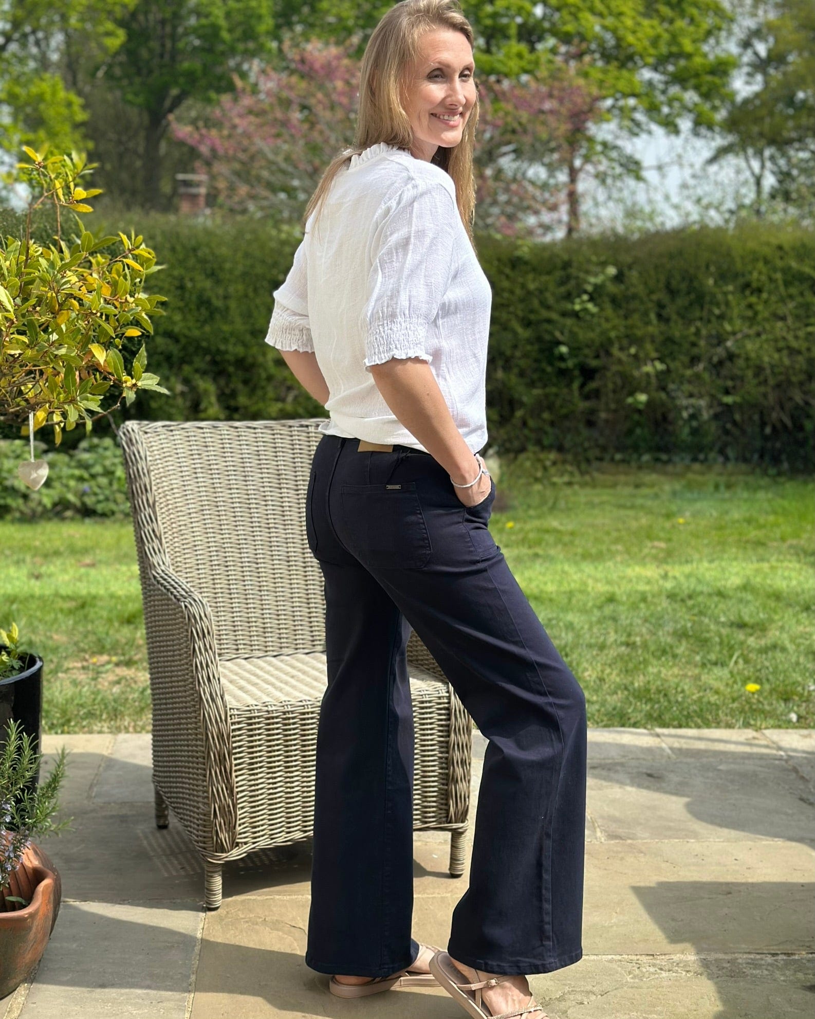 Stretchy Wide Leg Jeans - Navy