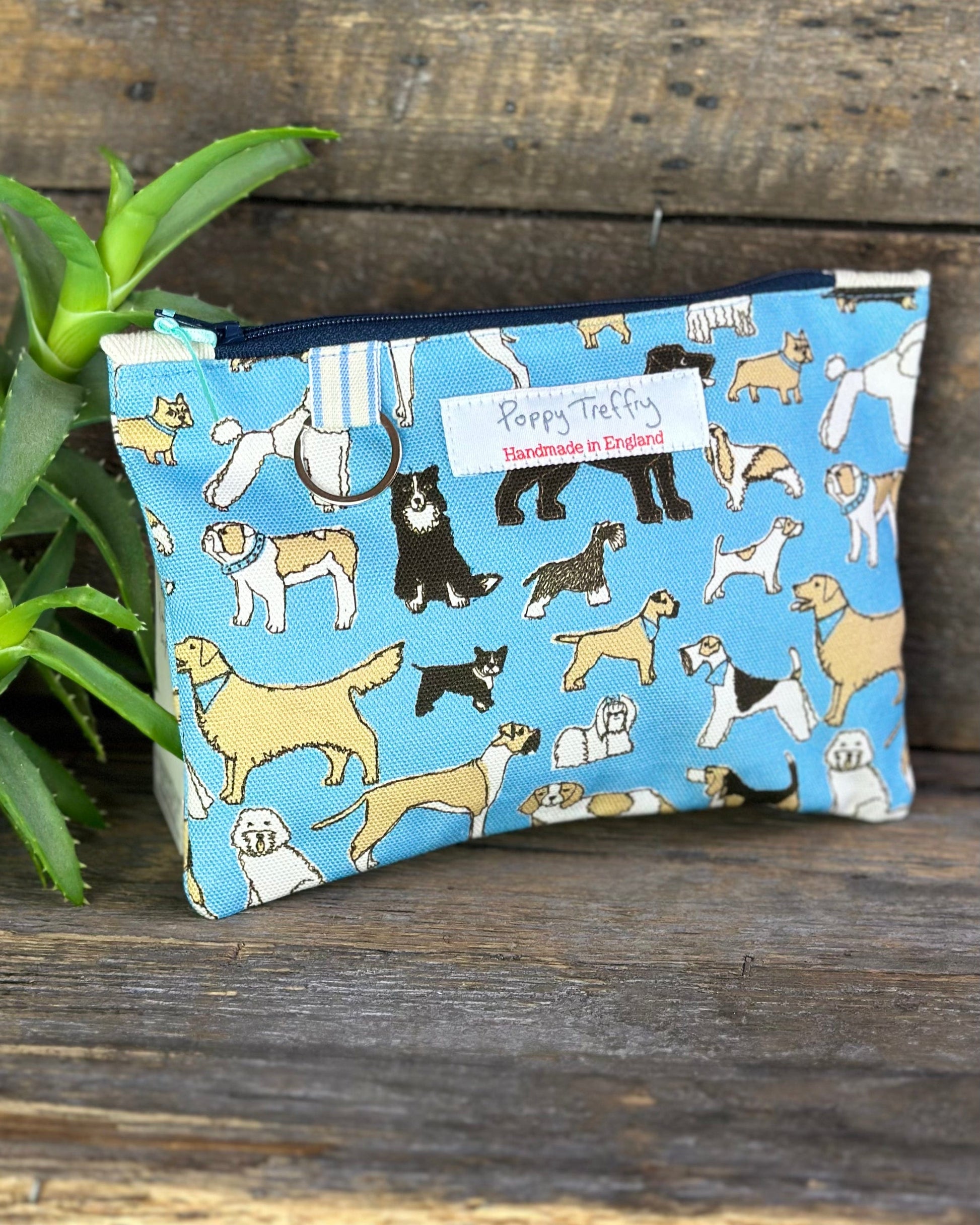 Make up bag Canvas Make Up Bag/Purse in Four-Legged Friends Print - Blue