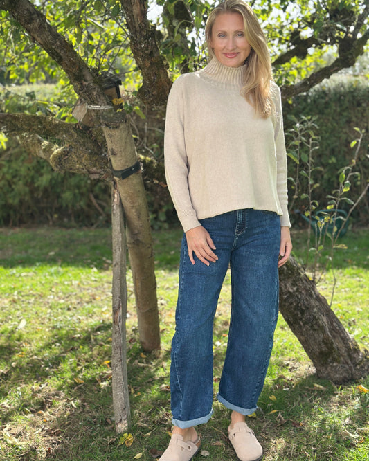 Clothing Barrel Leg Denim Jeans