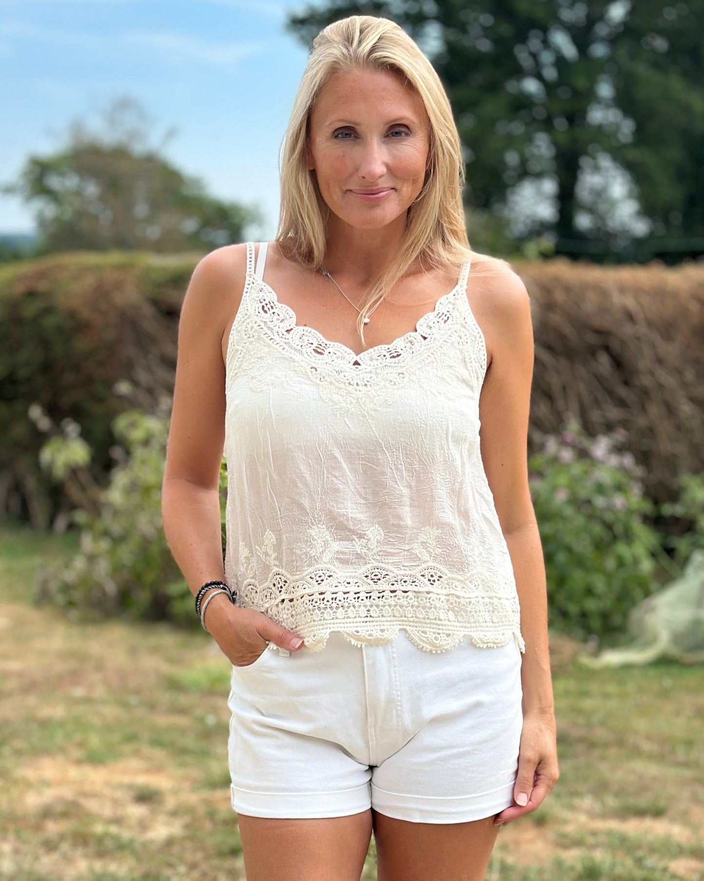 Clothing Lace And Crochet Camisole - Ivory