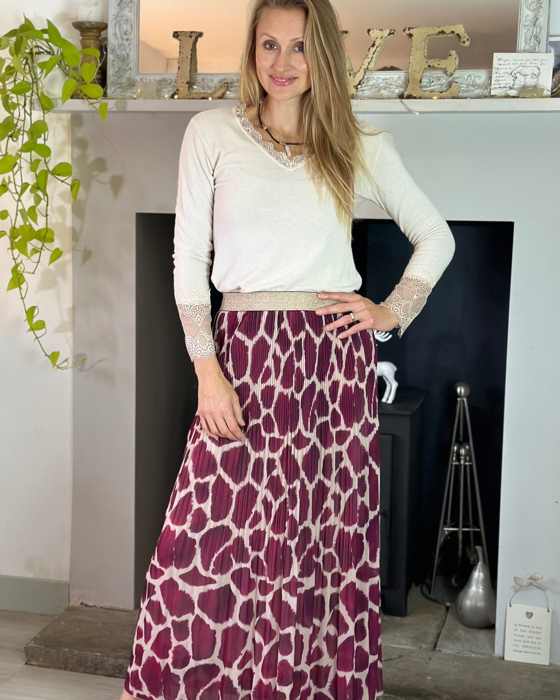 clothing Long Pleated Abstract Print Skirt - Magenta