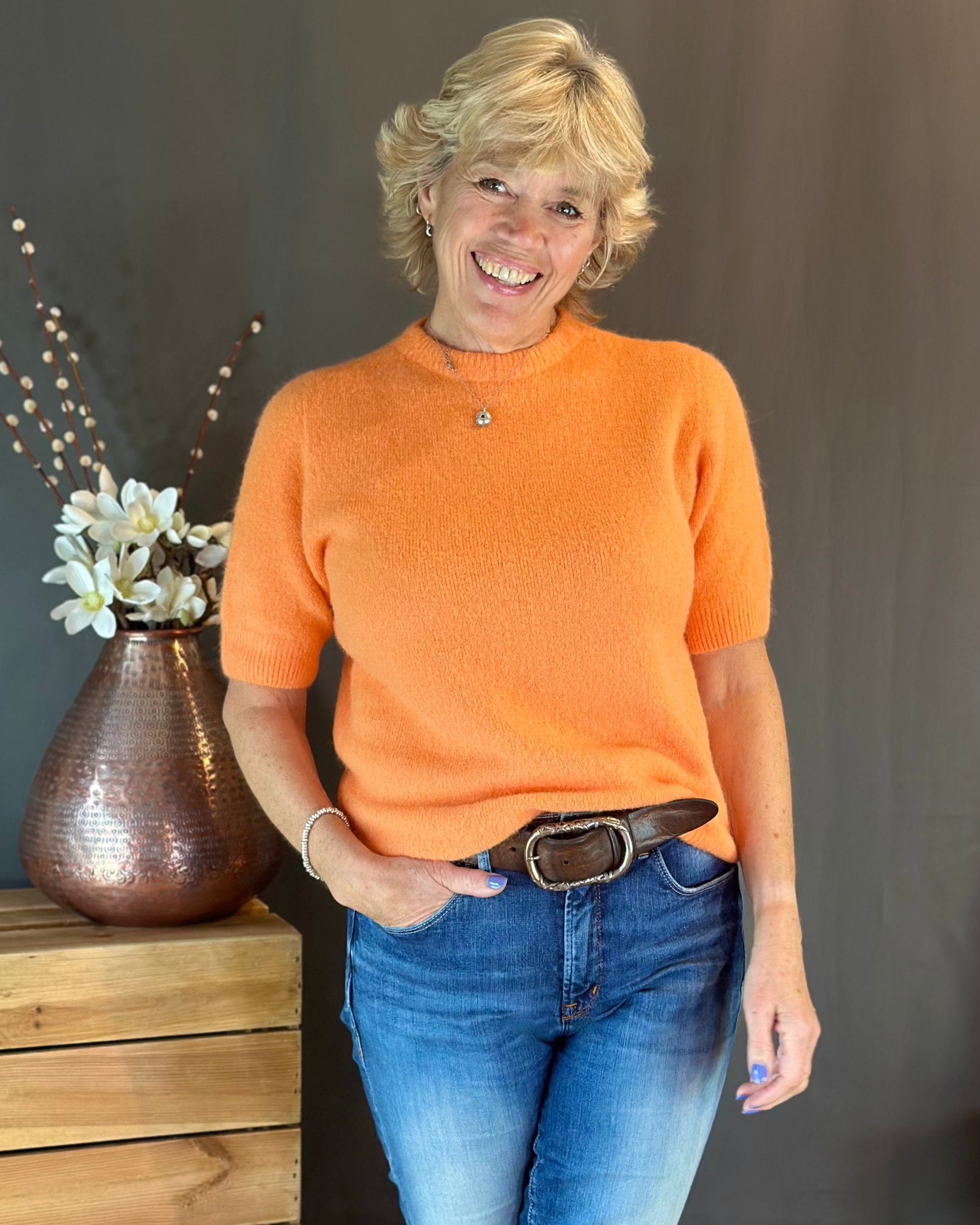 clothing Round Neck Short Sleeve Jumper - Tangerine