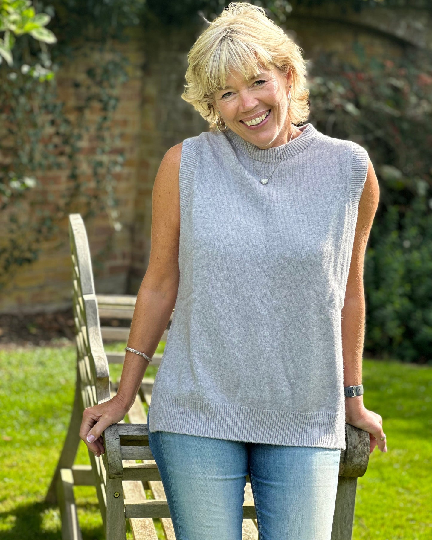 clothing Round Neck Sleeveless Jumper - Pale Grey