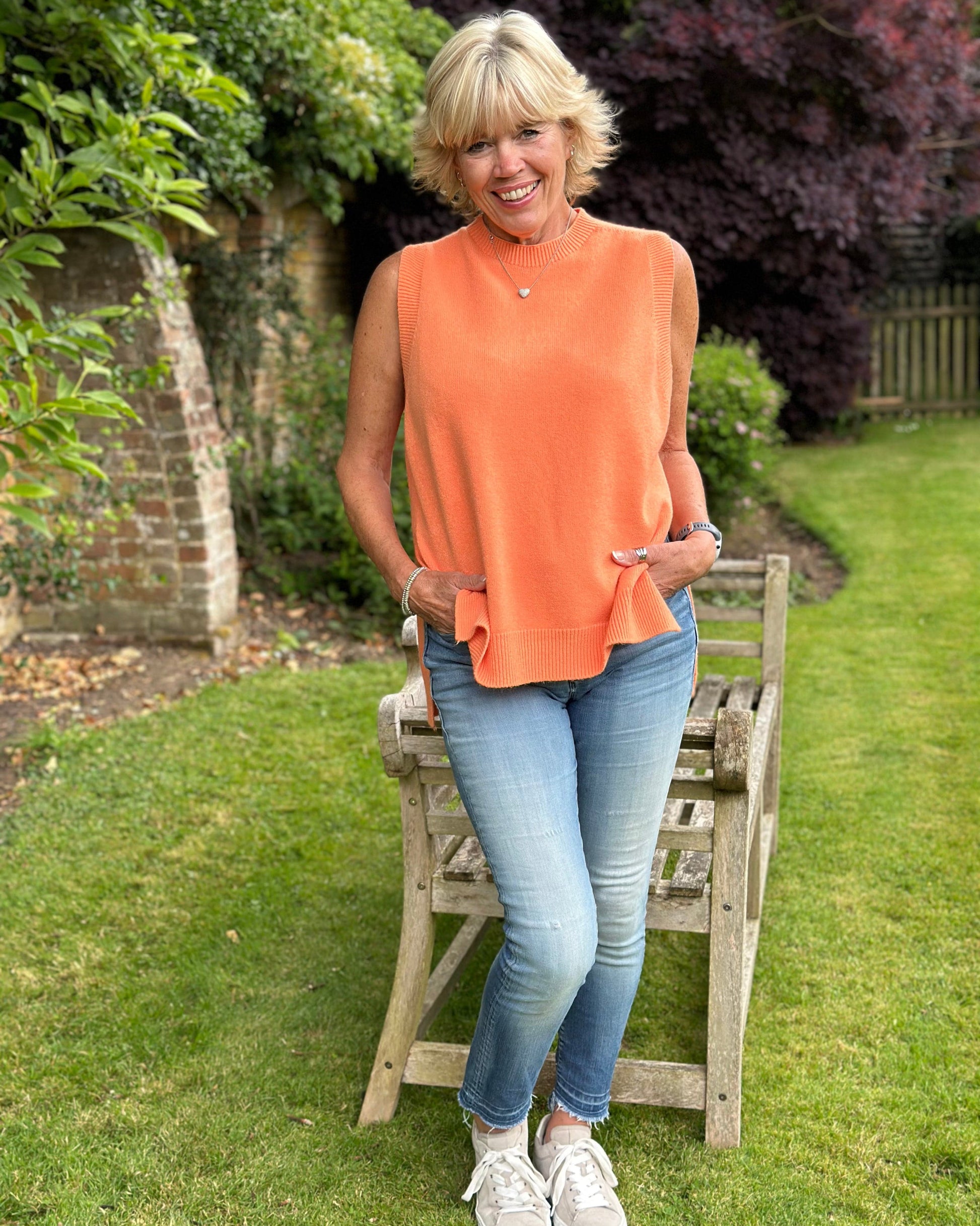 clothing Round Neck Sleeveless Jumper - Tangerine