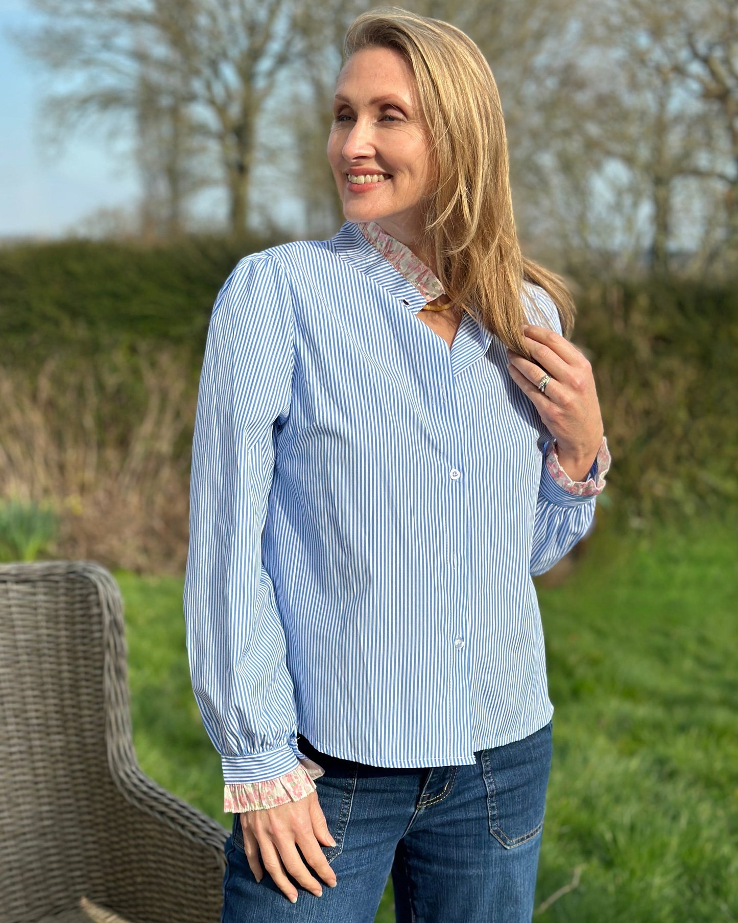 Clothing Striped Frilled Collar Blouse - Blue/White