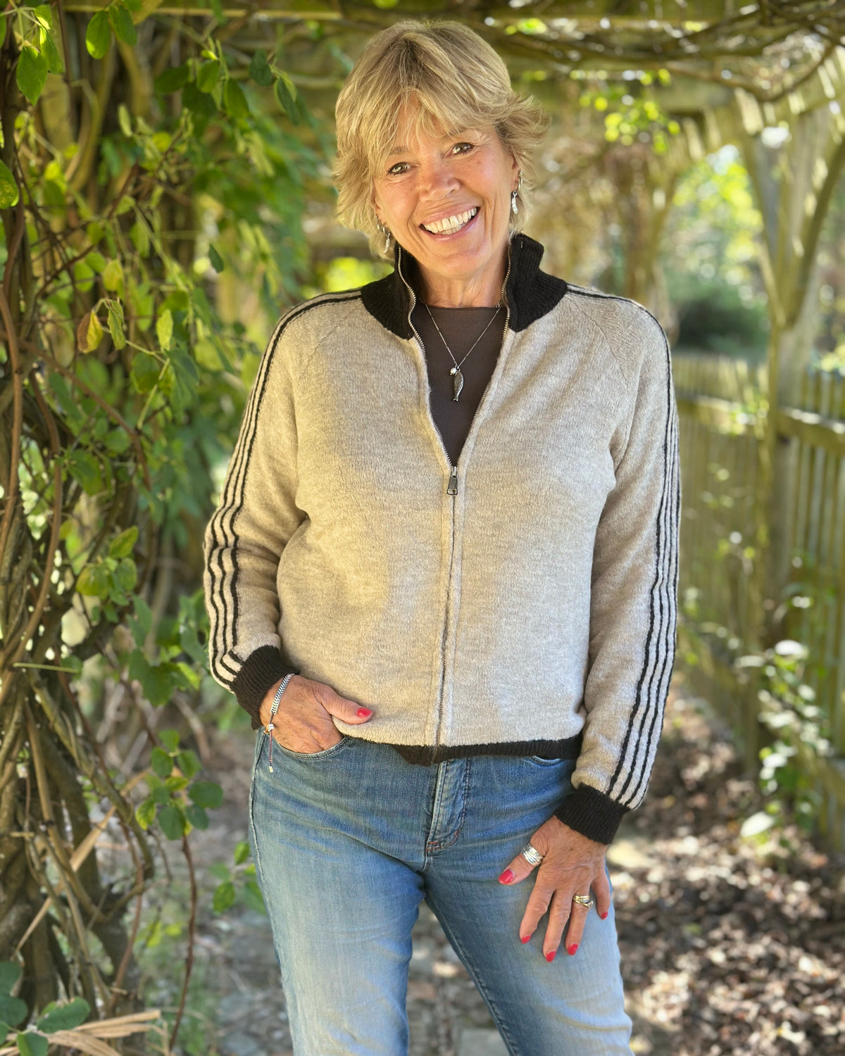 Clothing Striped Sleeve Zip Cardigan - Oatmeal/Brown