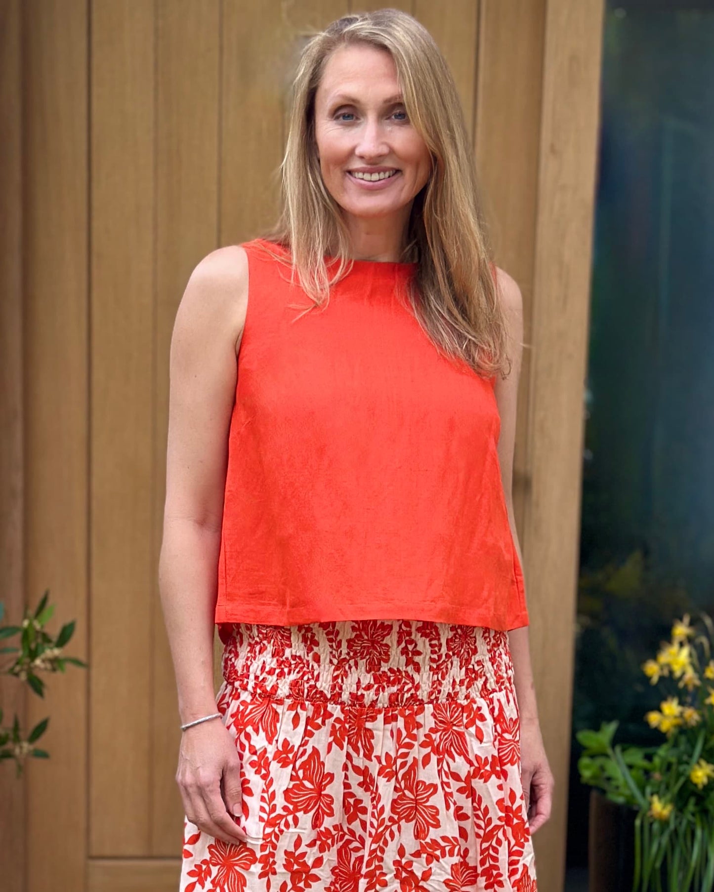 Clothing Tomato Linen Mix Button Back Top