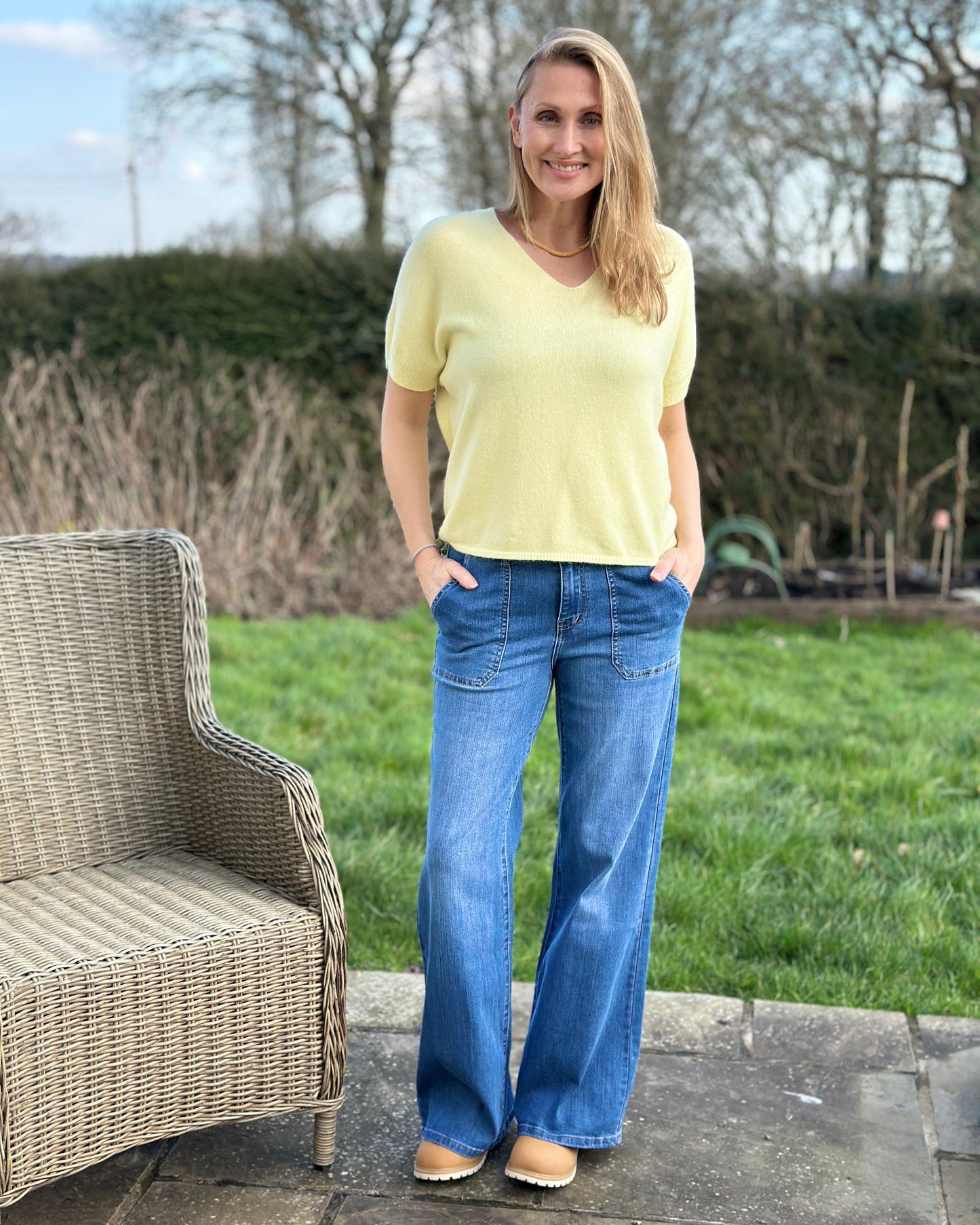 clothing V-Neck Short Sleeve Jumper - Pale Lemon