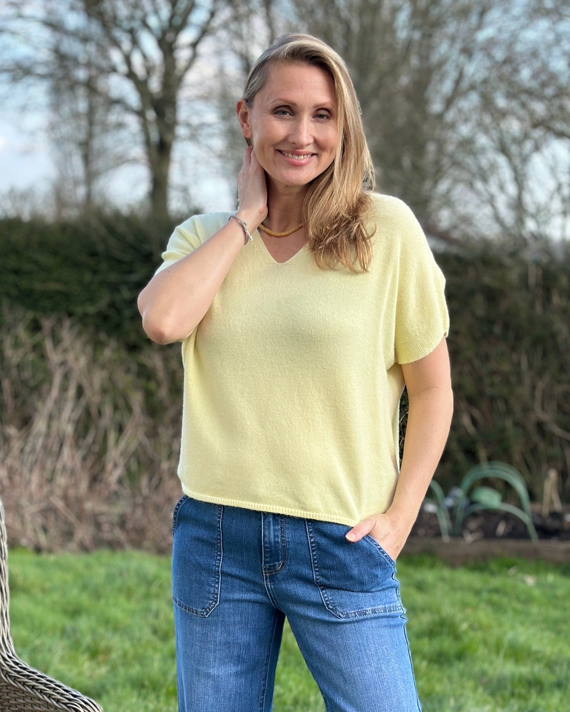 clothing V-Neck Short Sleeve Jumper - Pale Lemon