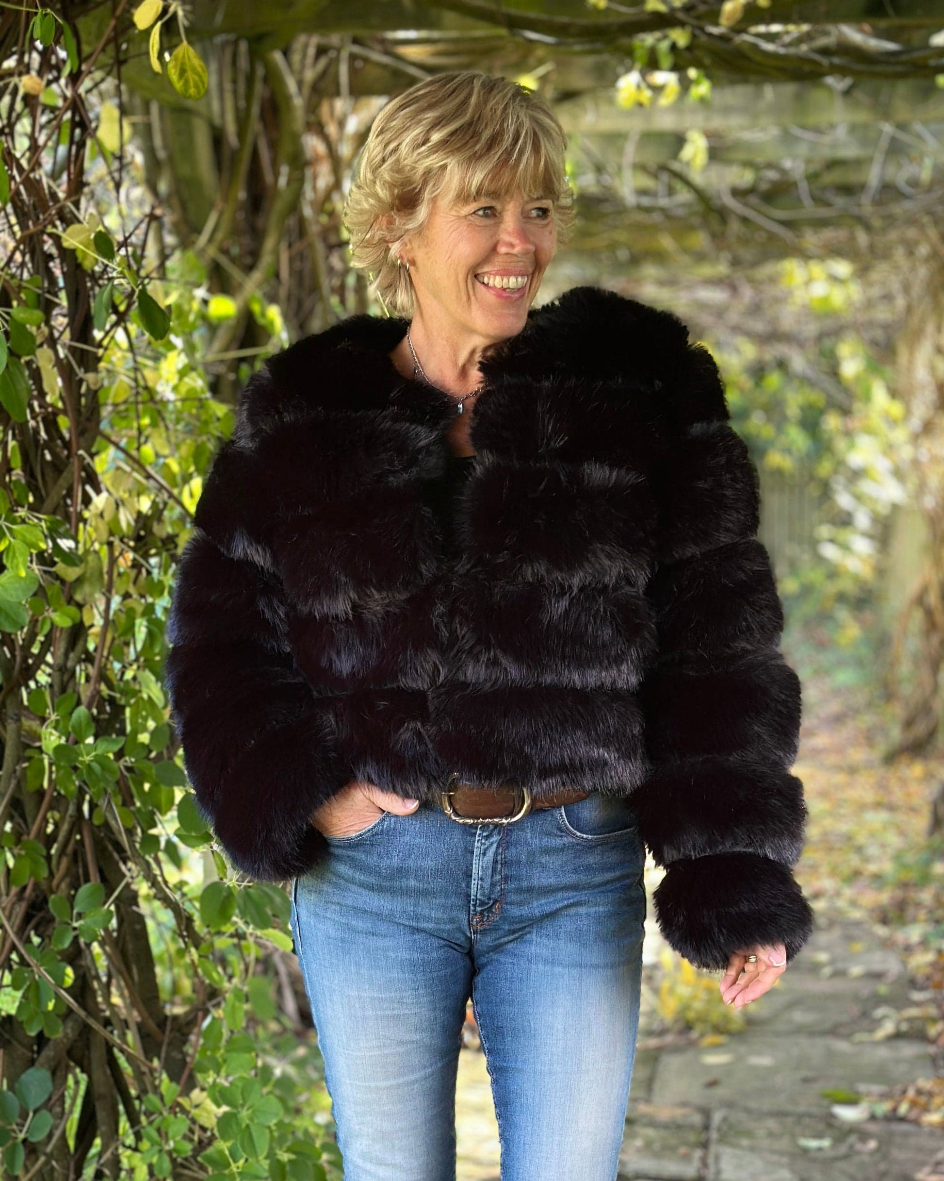 Faux Fur Short Jacket - Black