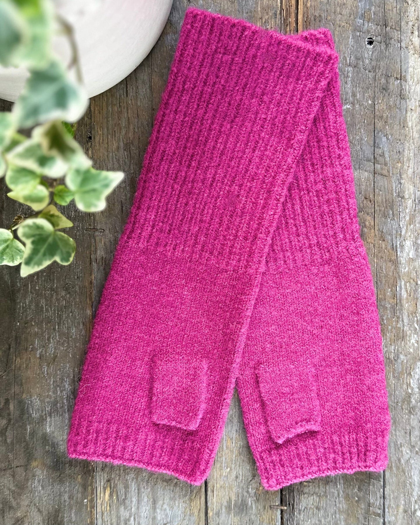 Gloves Knitted Wrist Warmers - Magenta