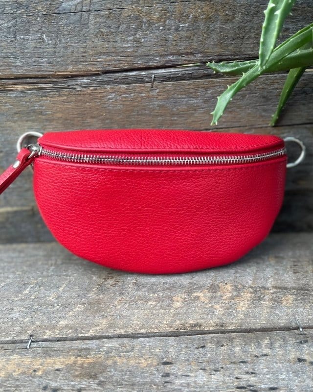 Red leather fanny best sale pack